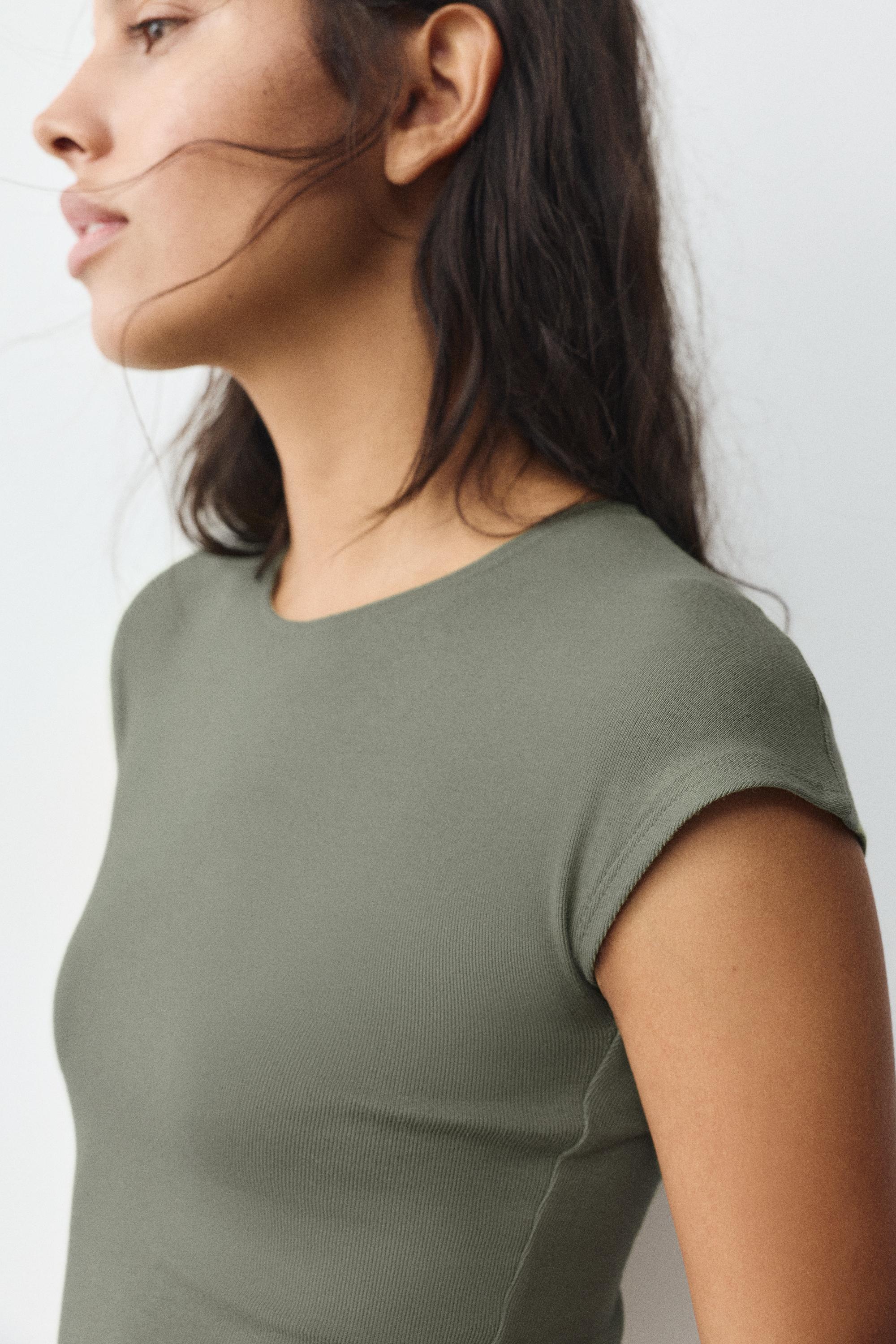 Fitted short sleeve T-shirt — Khaki