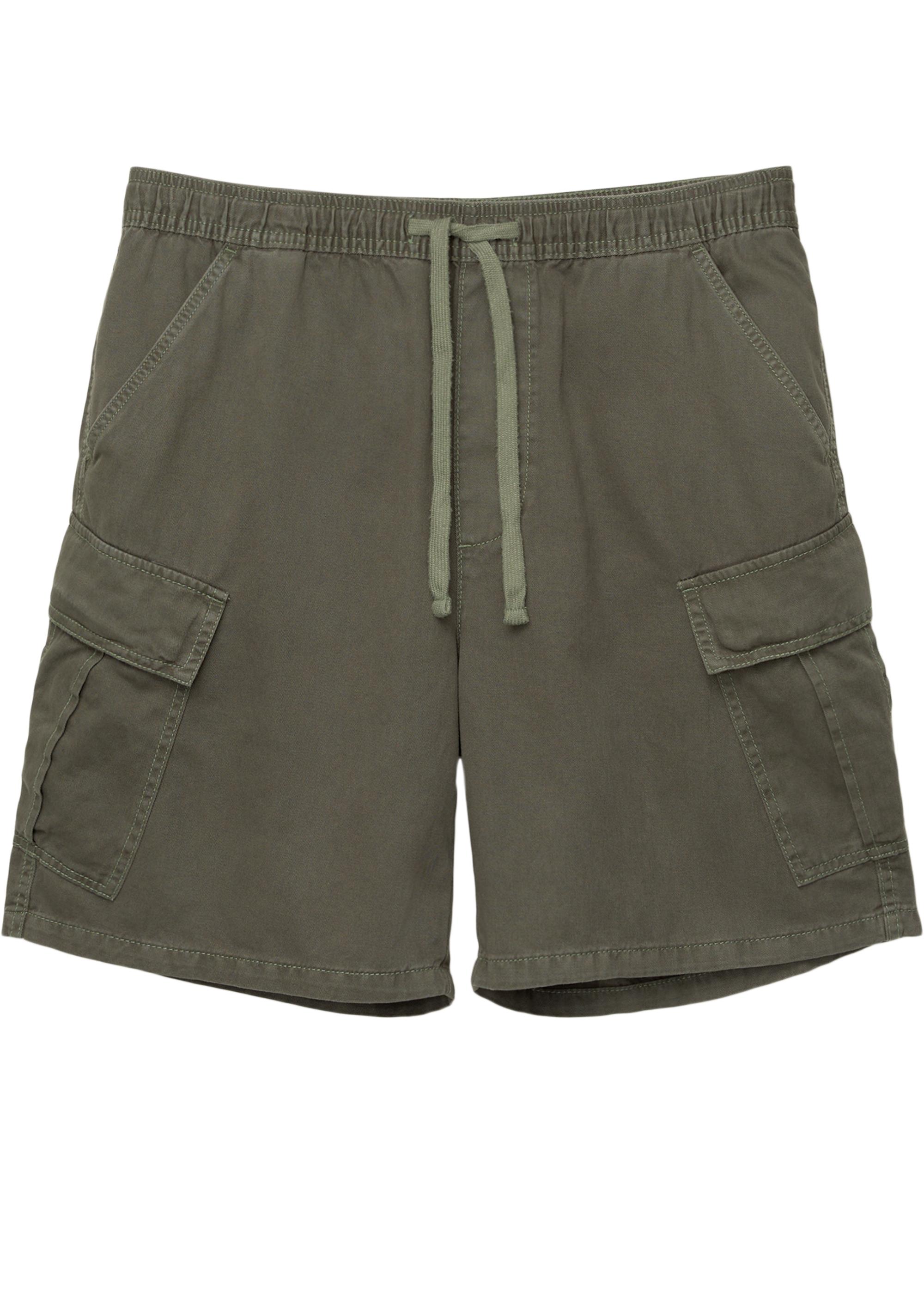 Cargo Bermuda shorts — Dark green