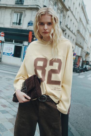 Oversize 82 graphic T-shirt — Egg yolk yellow 1
