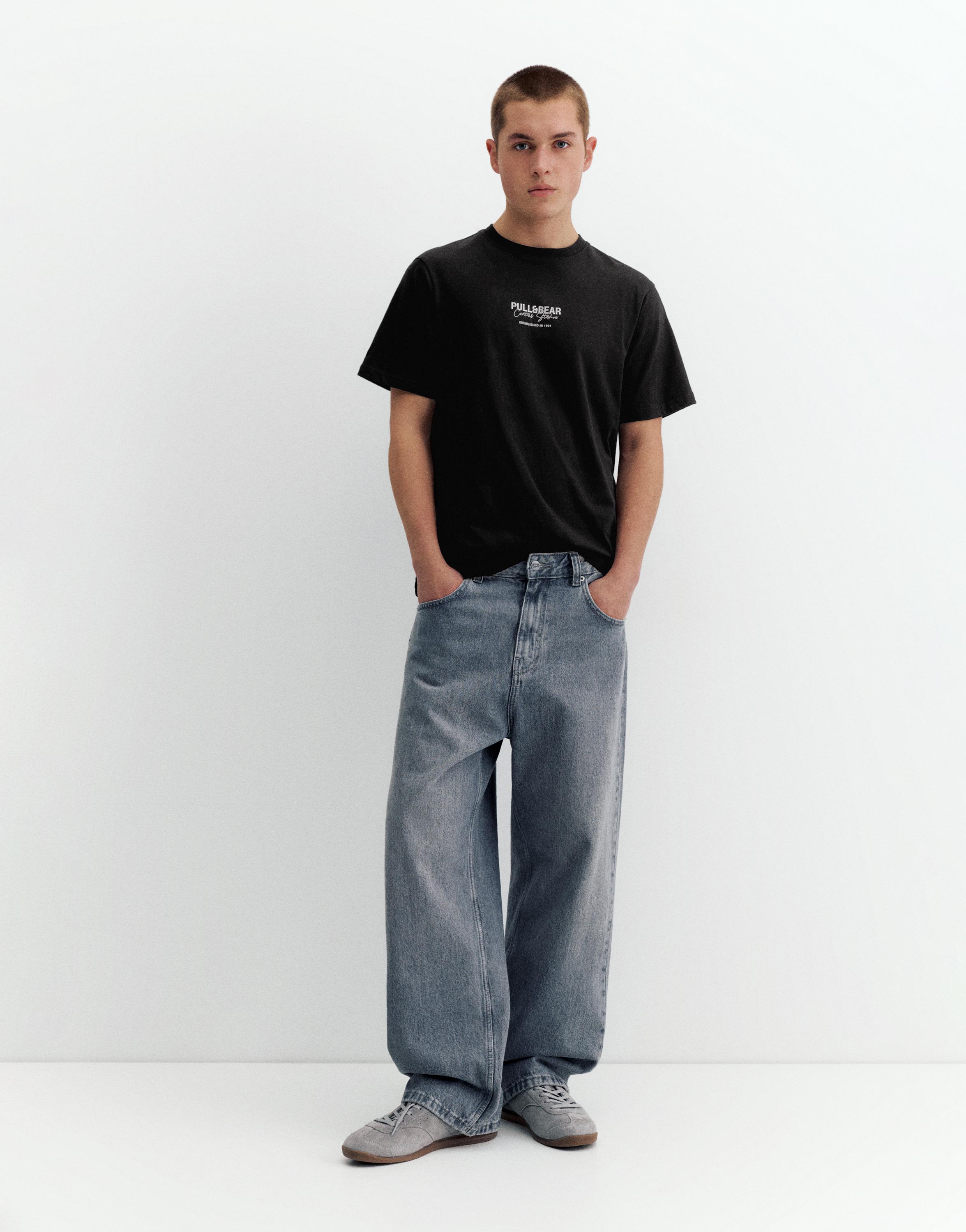 Embroidered logo T-shirt — Black