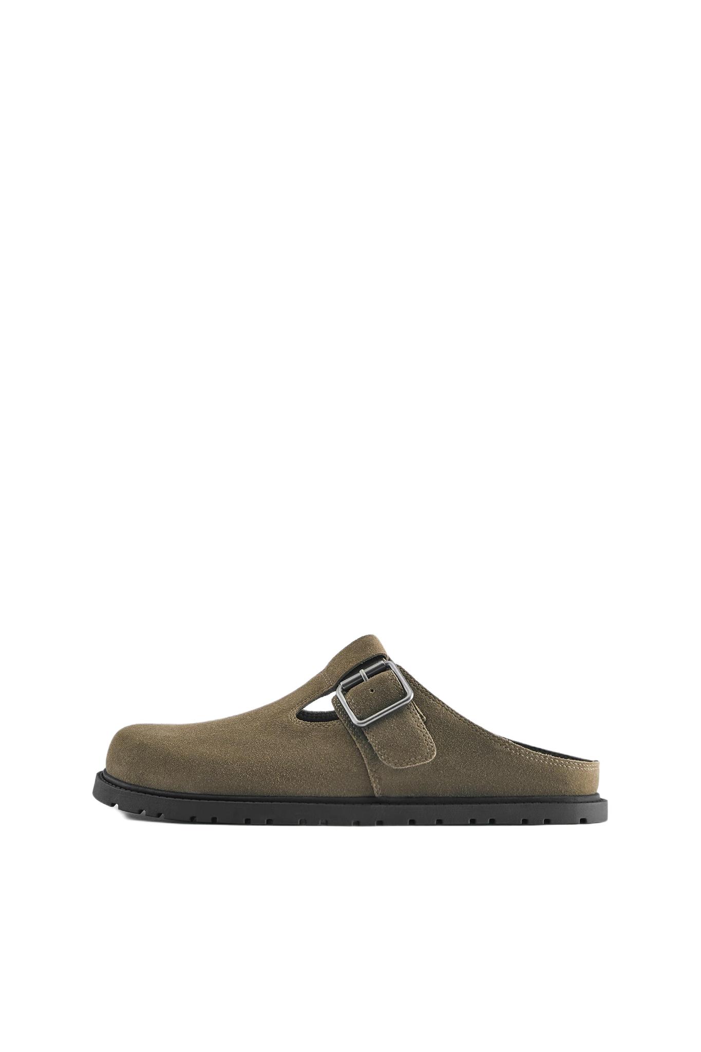 Leather buckle clogs — Khaki
