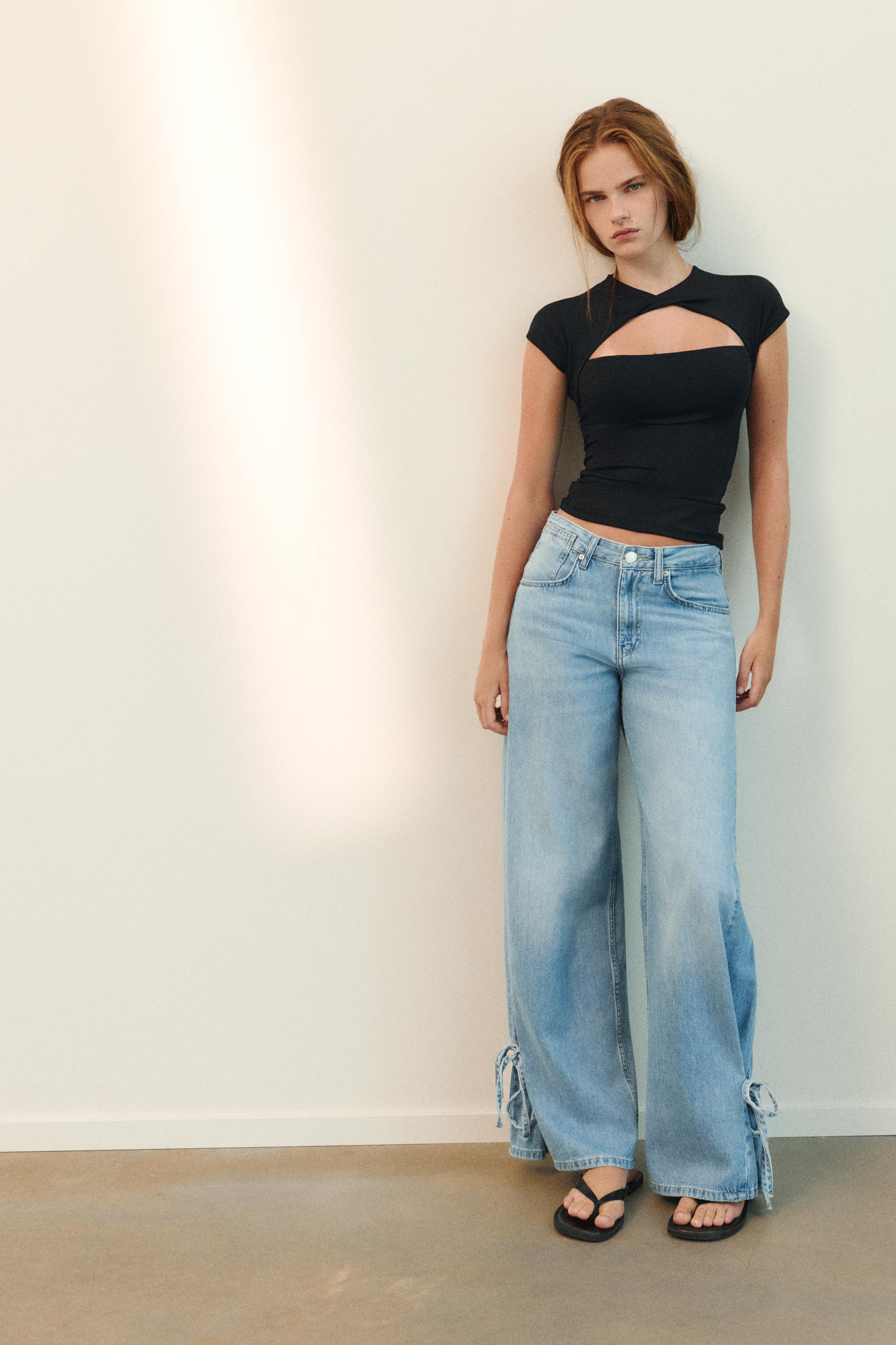 Cut-out T-shirt — Black