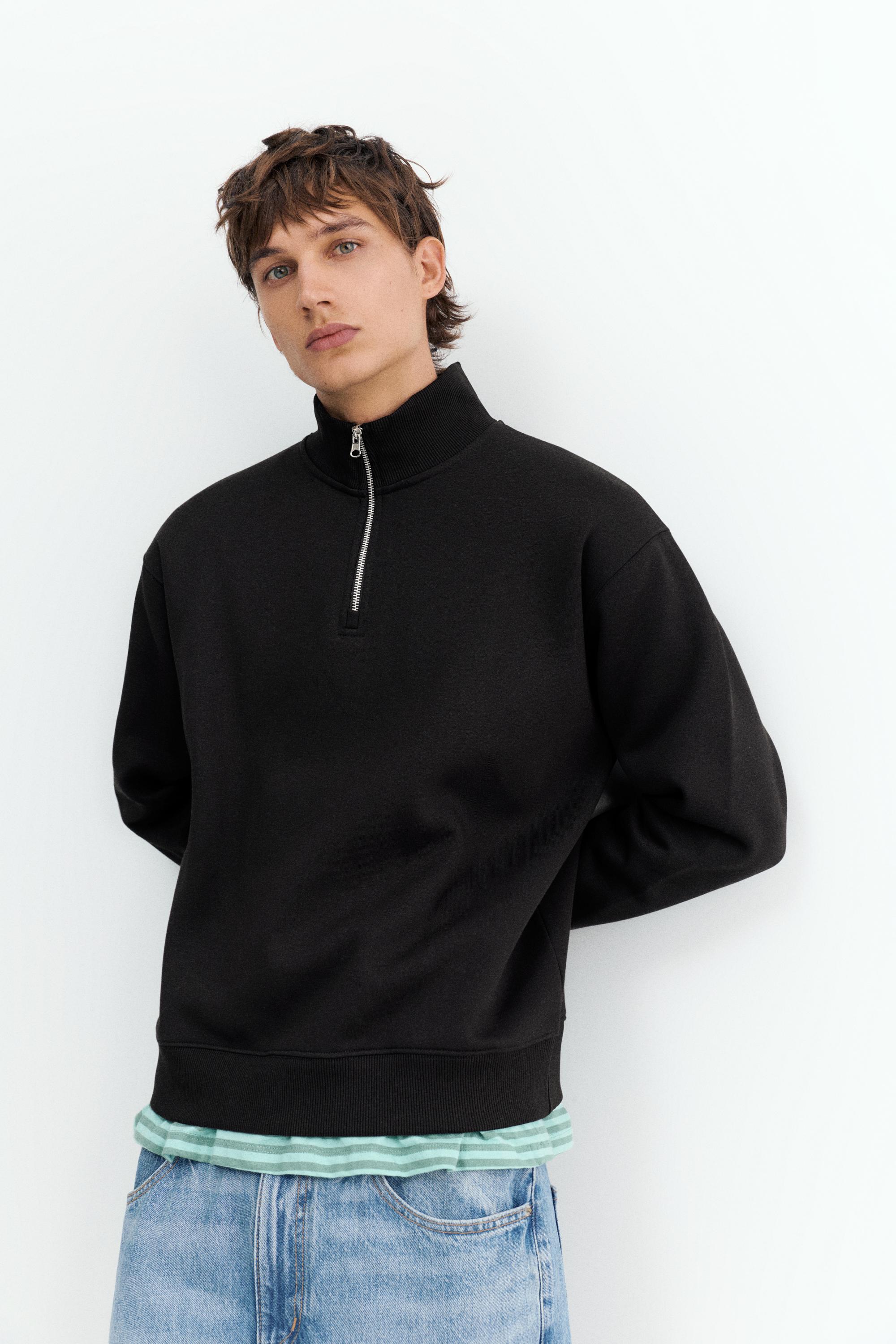 Quarter-zip sweatshirt — Black