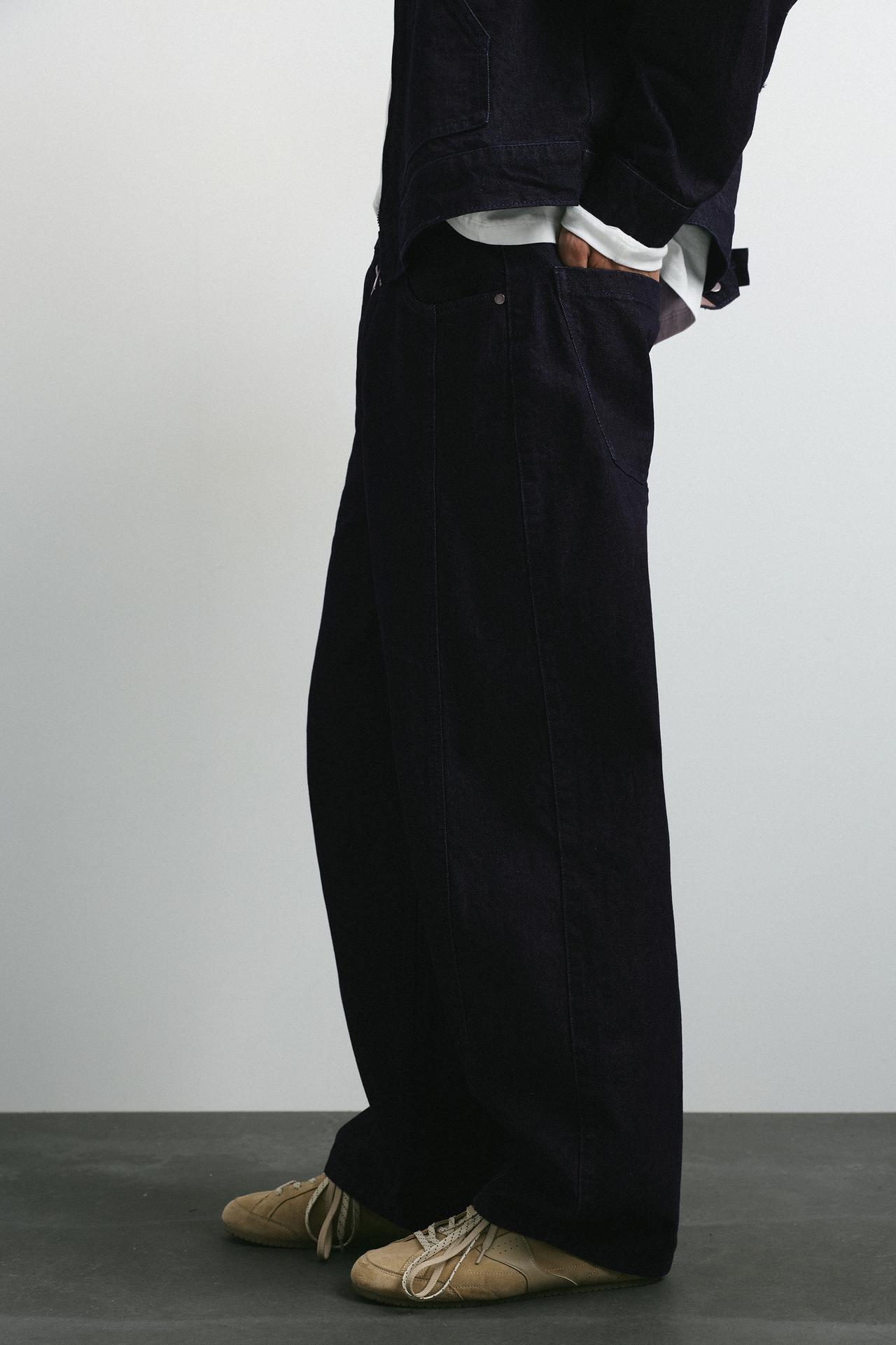 Front seam barrel jeans — Navy