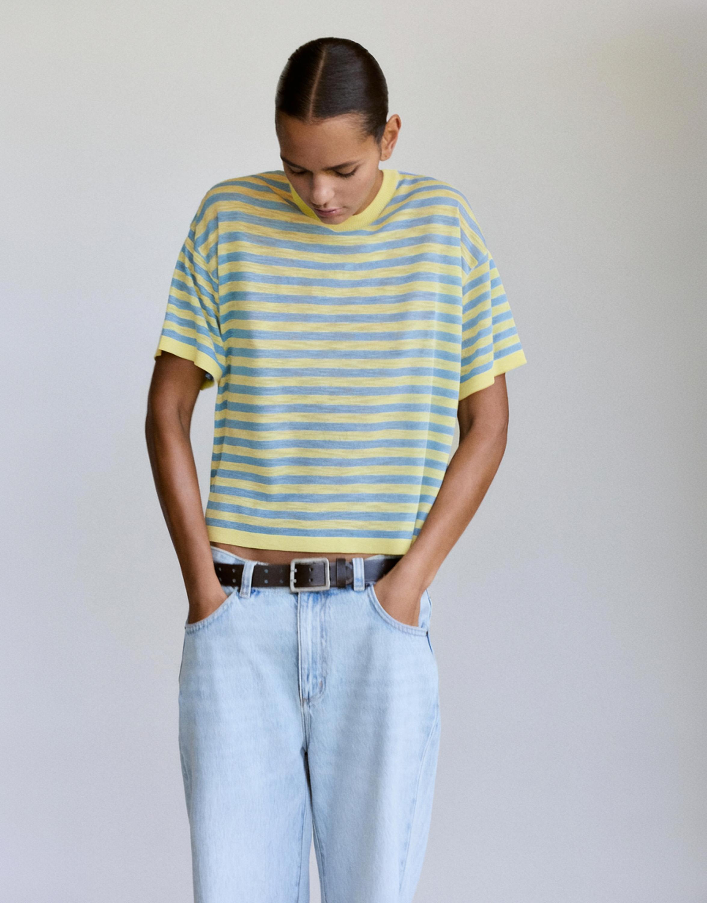 Striped knit T-shirt — Yellow