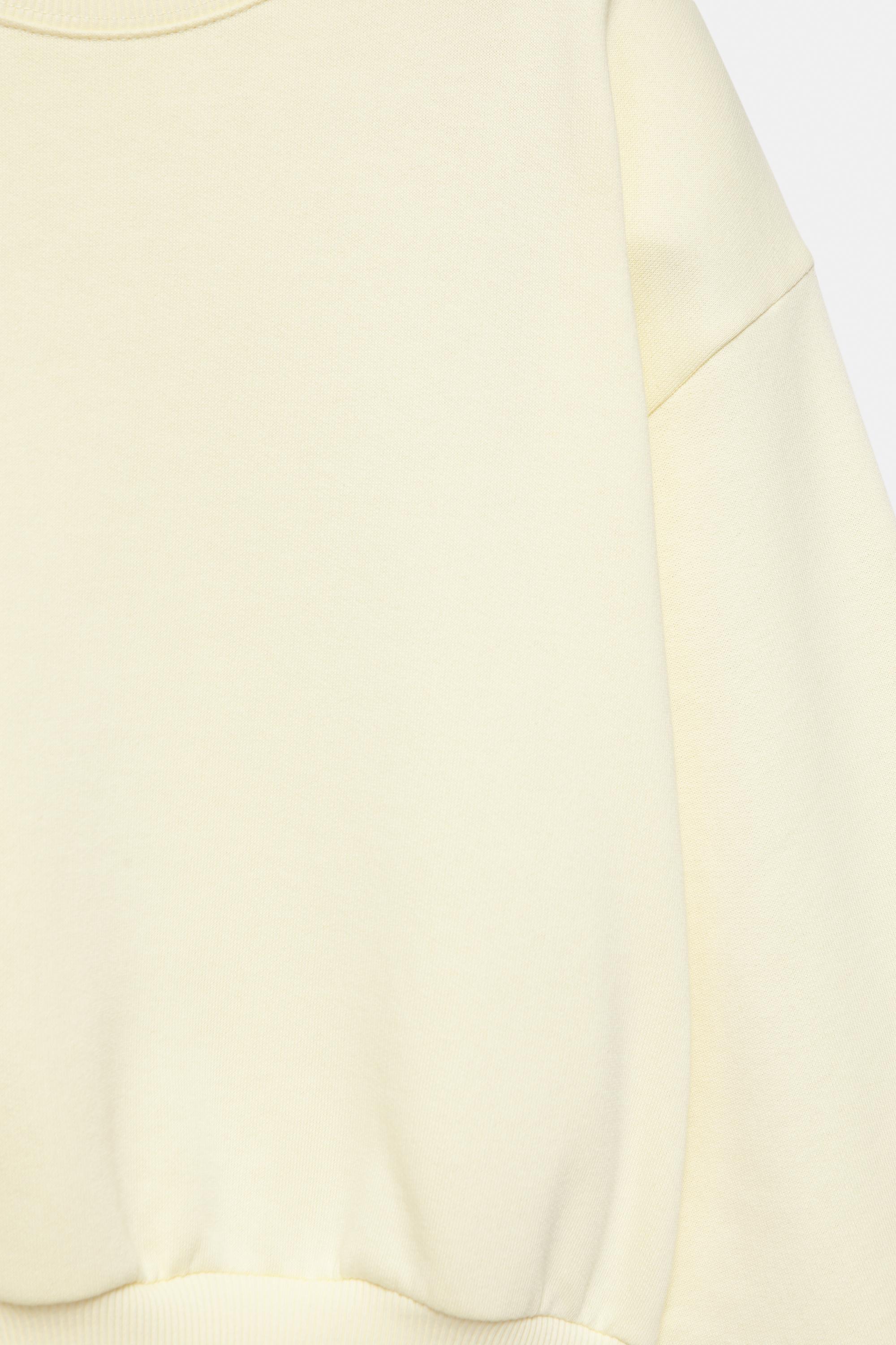 Round neck sweatshirt — Pale yellow