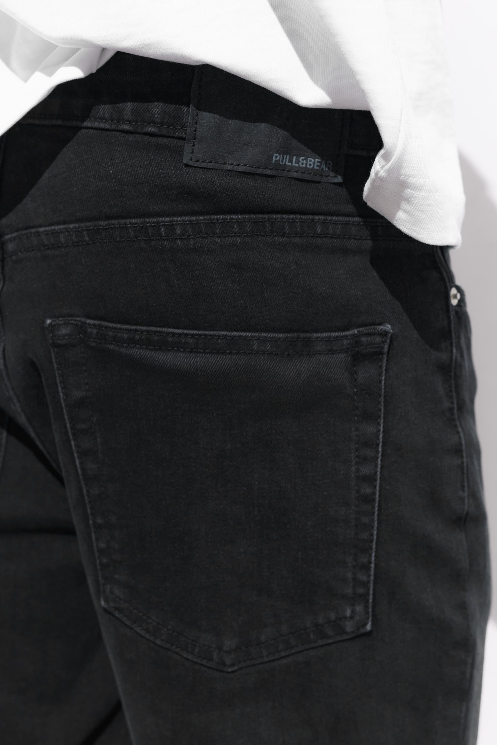 Basic slim-fit denim Bermuda shorts — Faded black