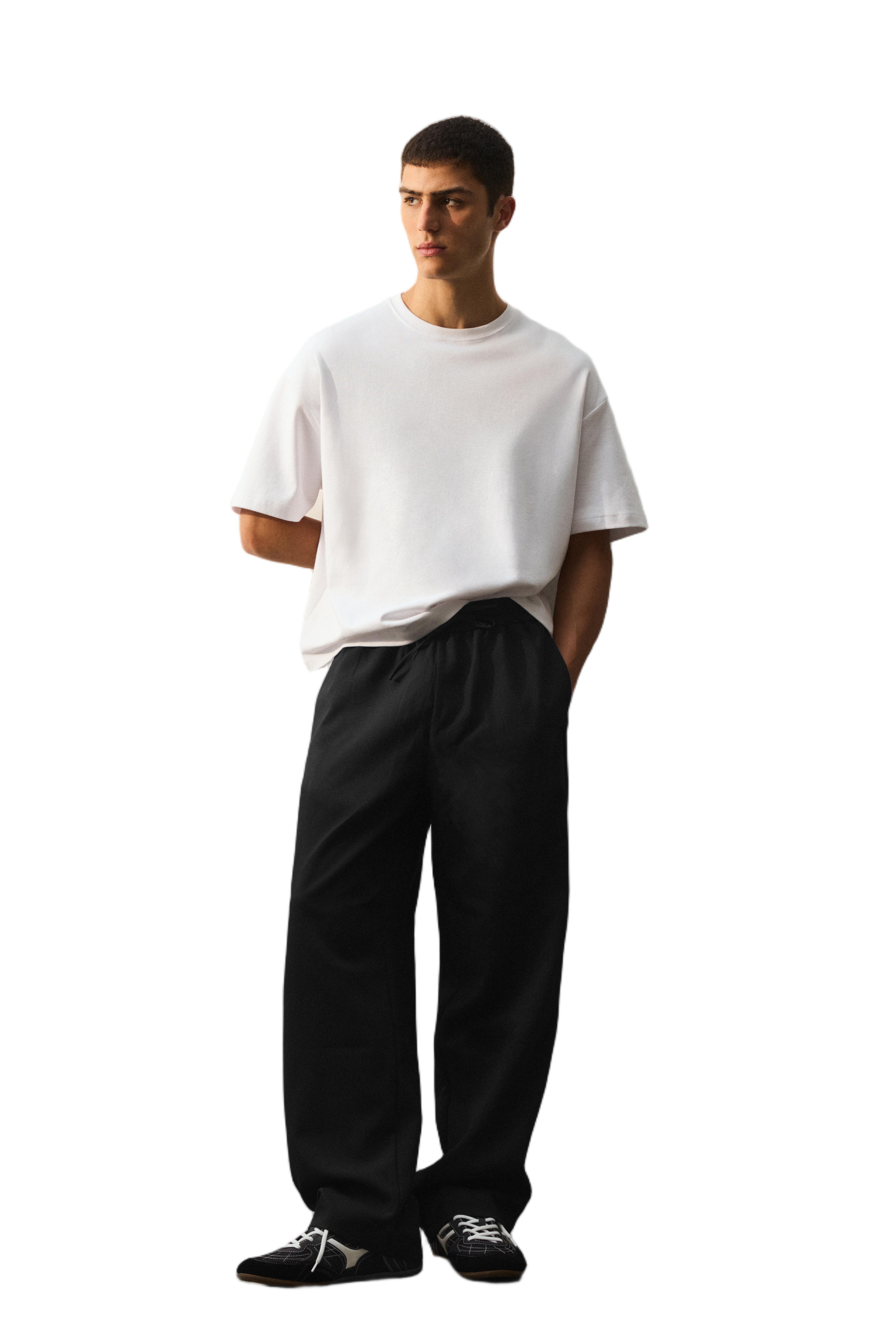 Tailored fit joggers — Black