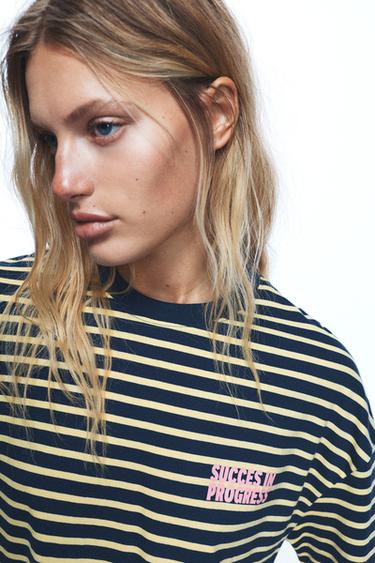 Striped text T-shirt — Navy 4