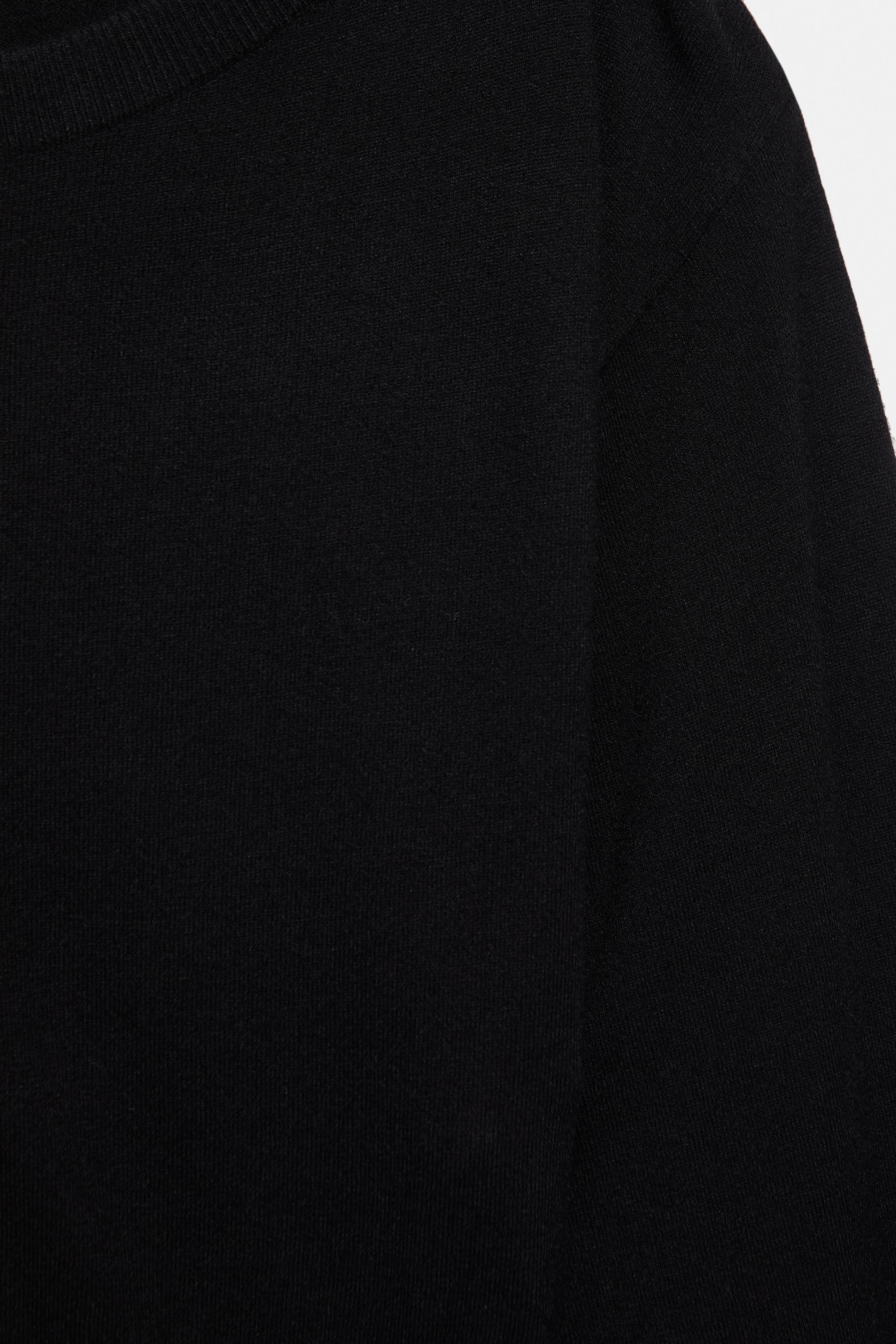 Asymmetric neck jumper — Black