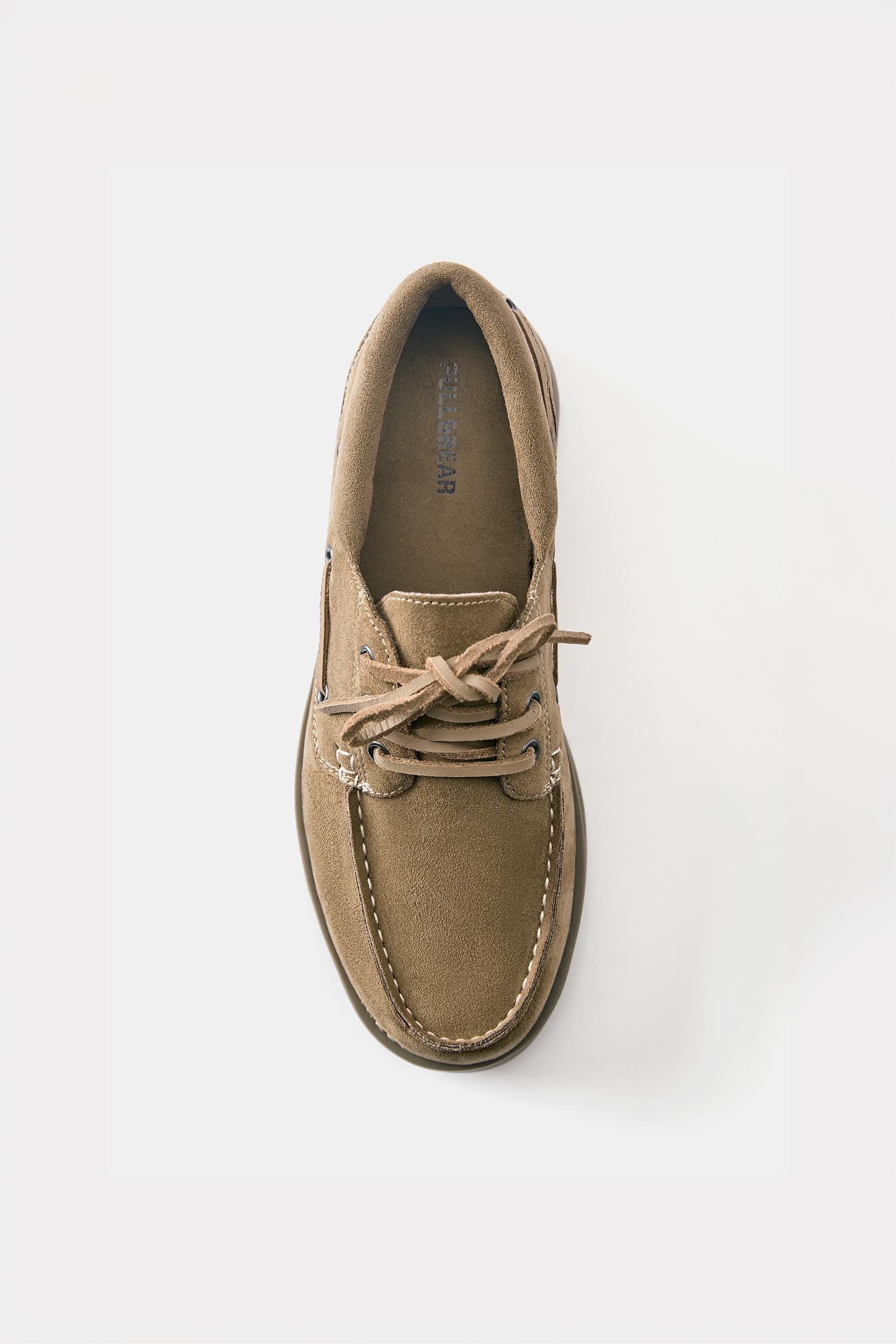 Boat shoes — Brown