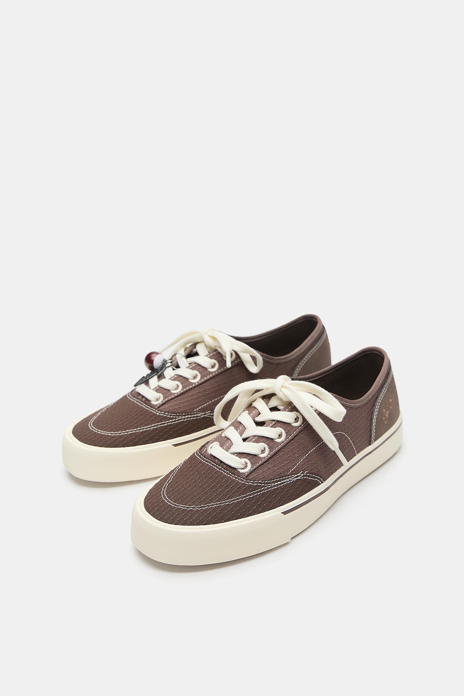 Embellished STWD trainers — Brown