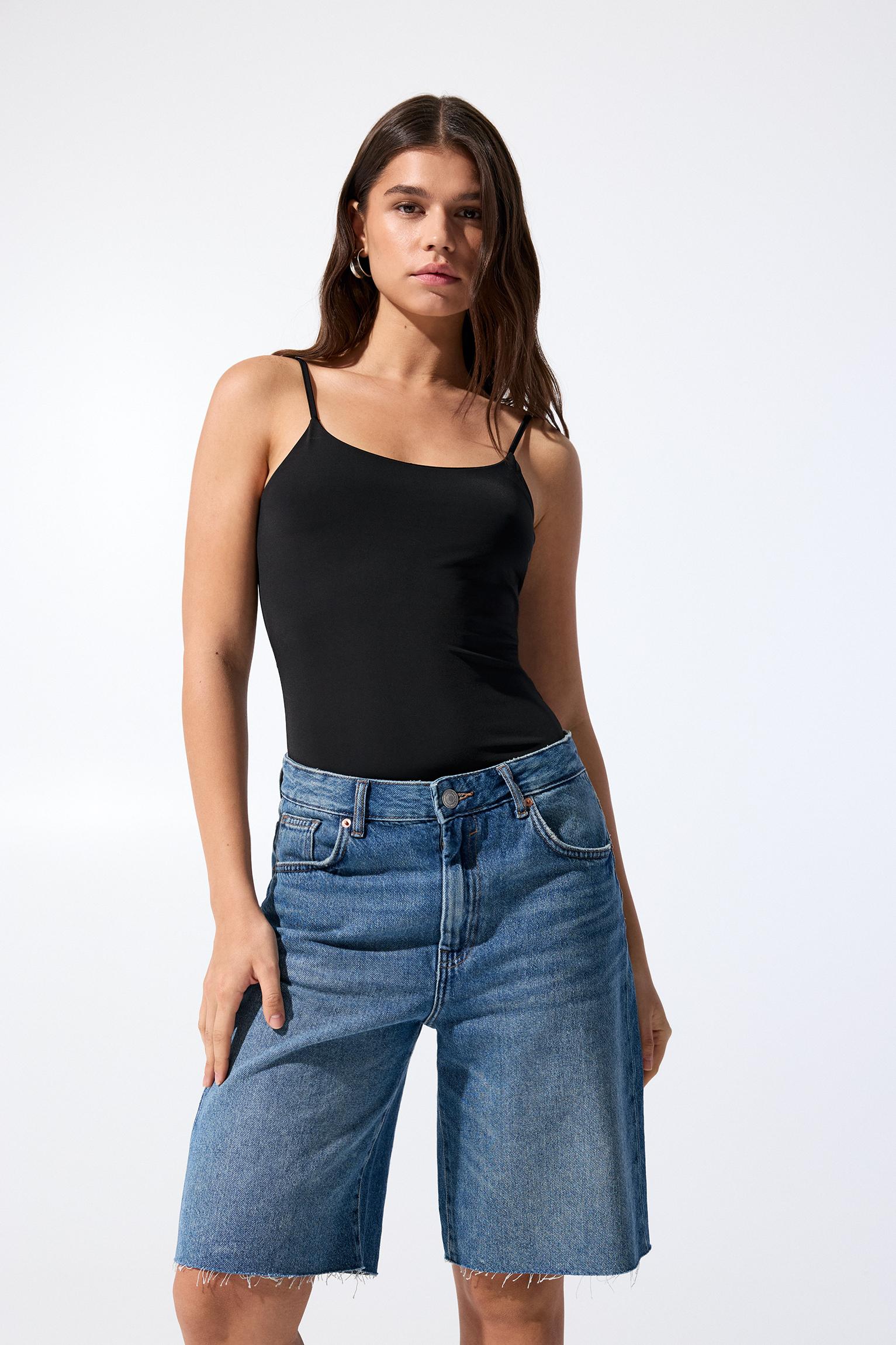 Top Aus Polyamid Mit Schmalen Trägern