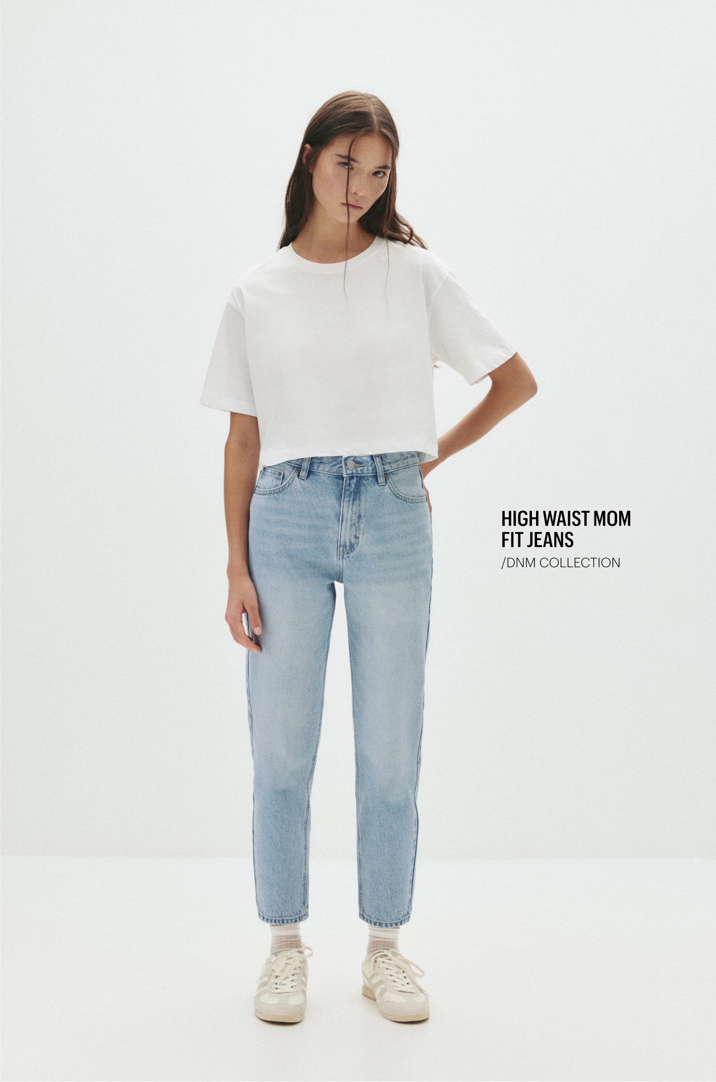 High-waist mom jeans — Pale blue