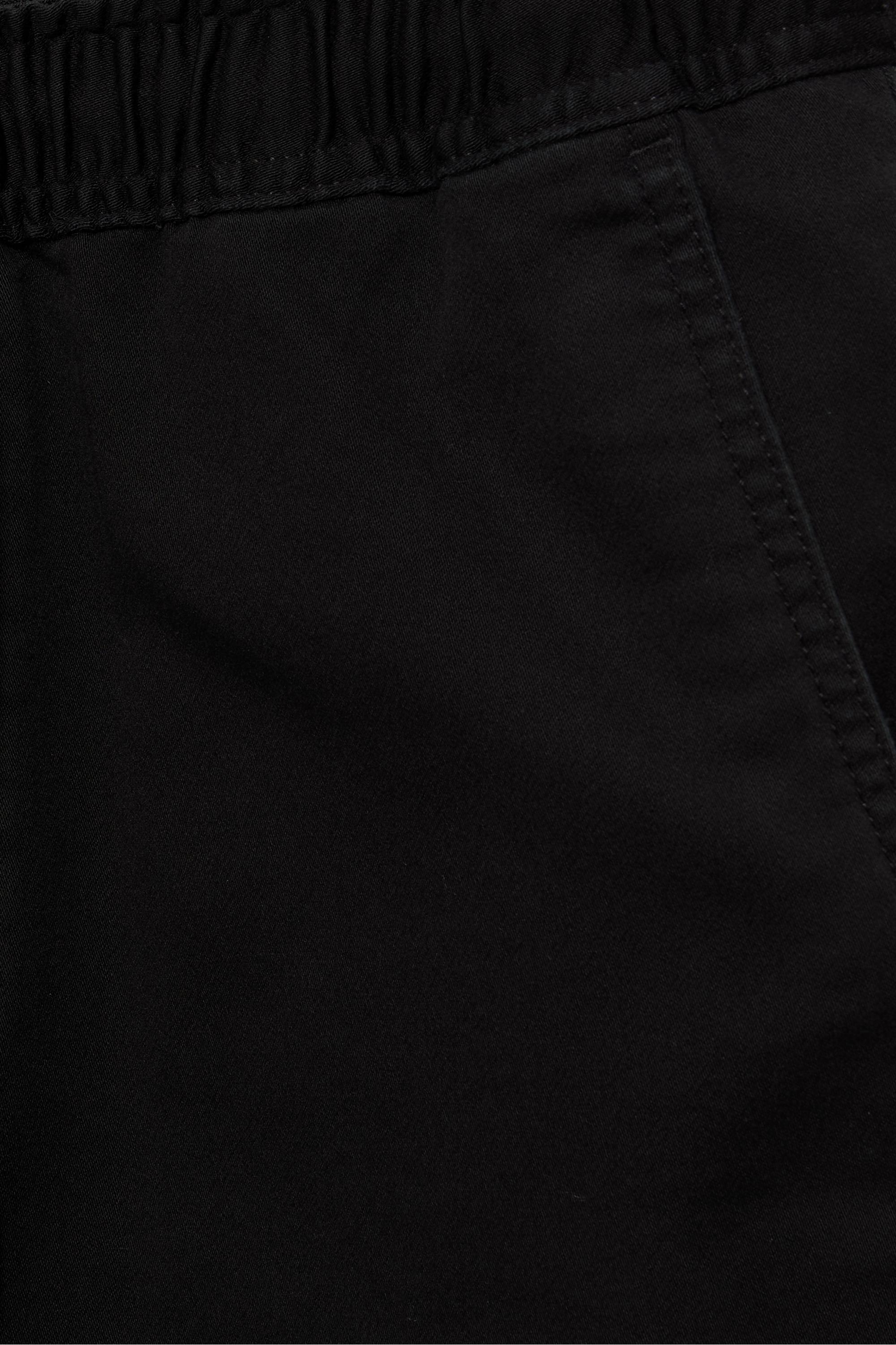 Regular fit jogging trousers — Black