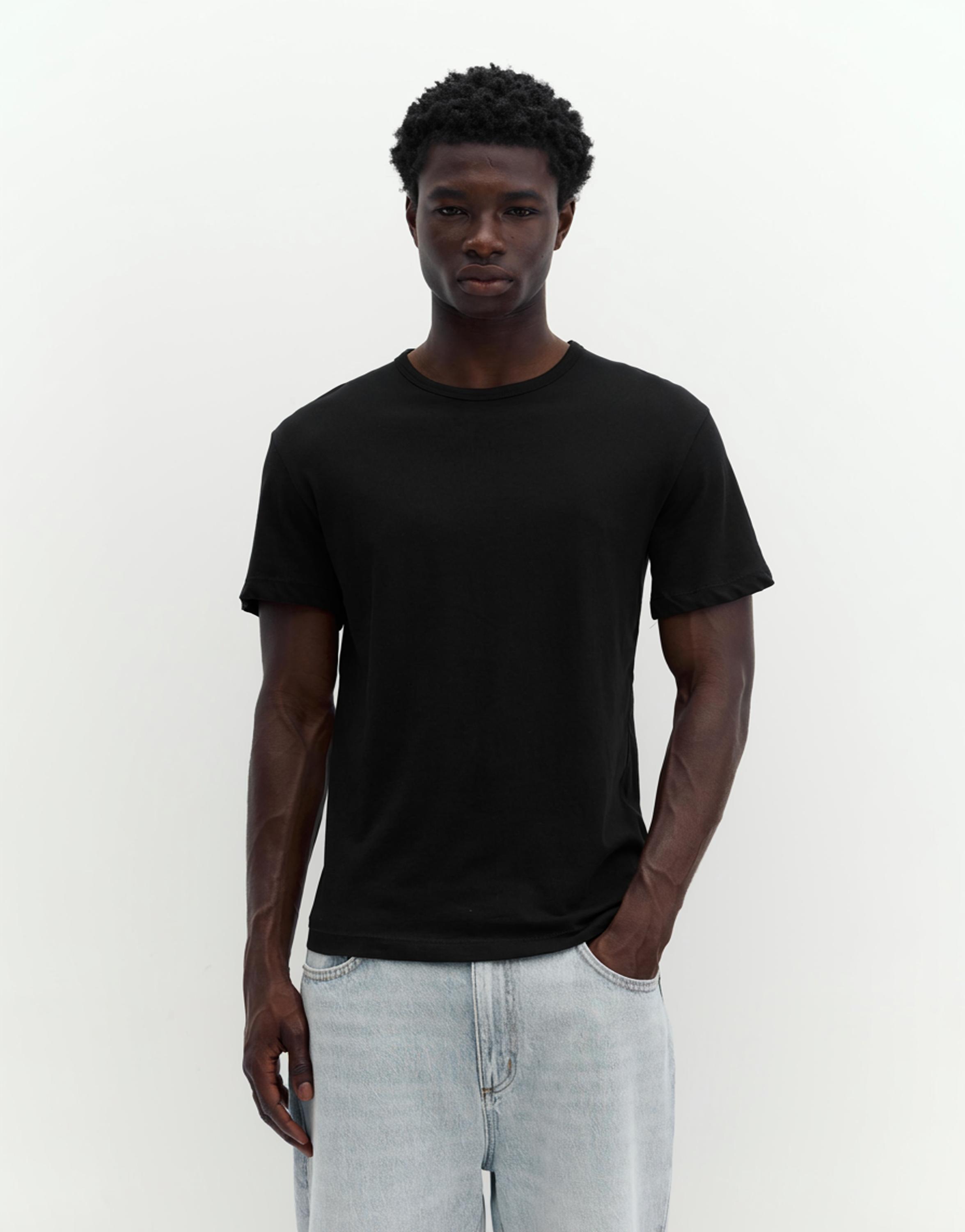Slim fit basic T-shirt — Black