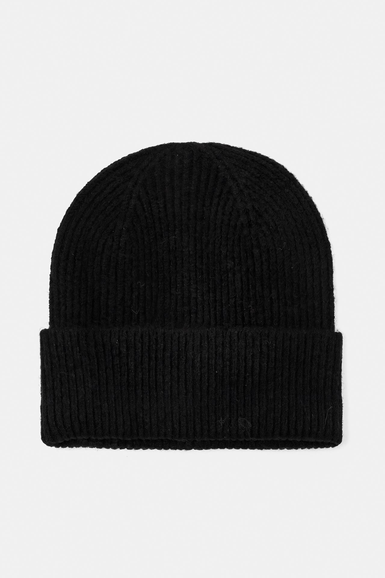 Ribbed knit beanie — Black