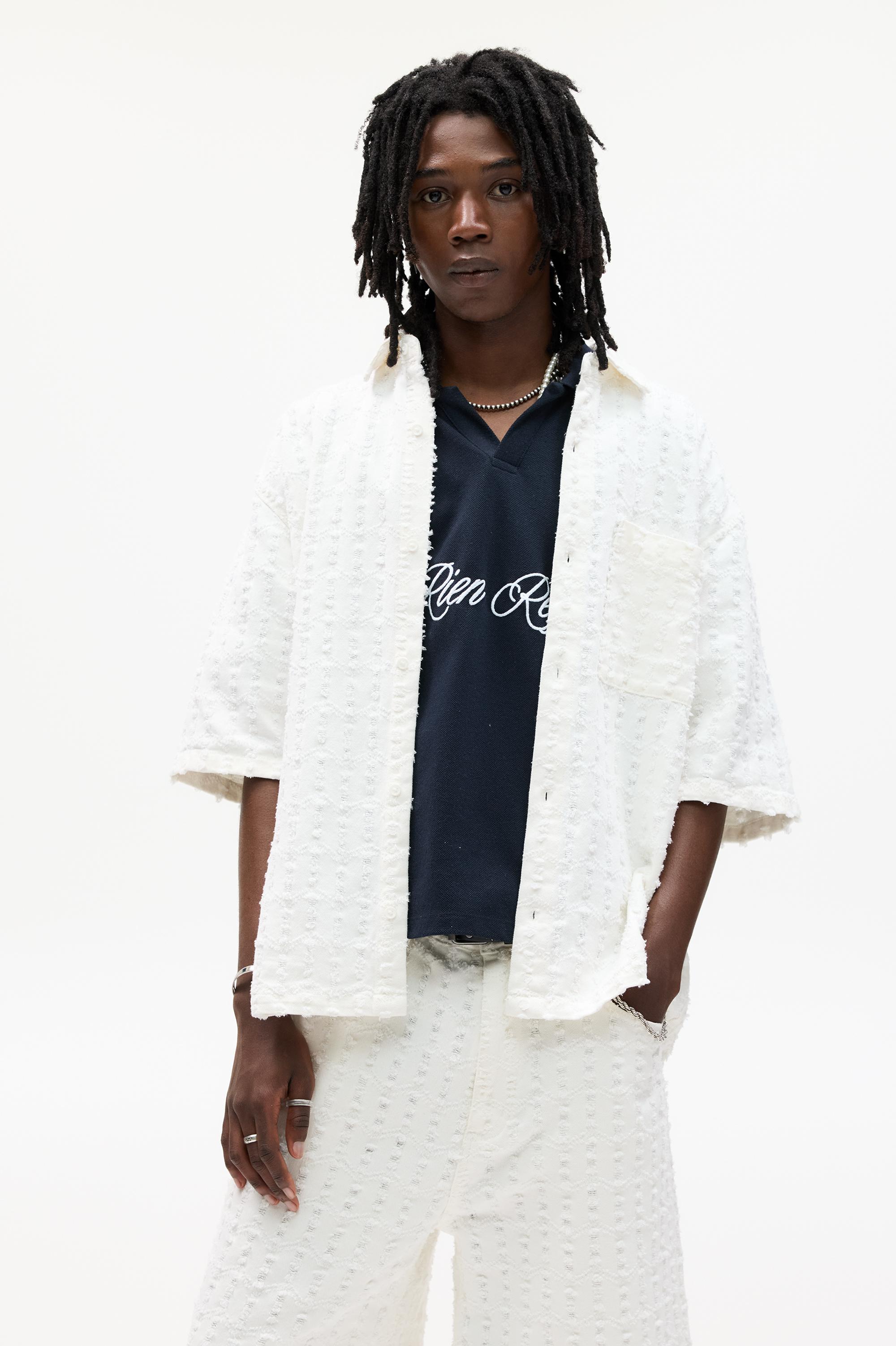 Texturiertes Kurzarmhemd