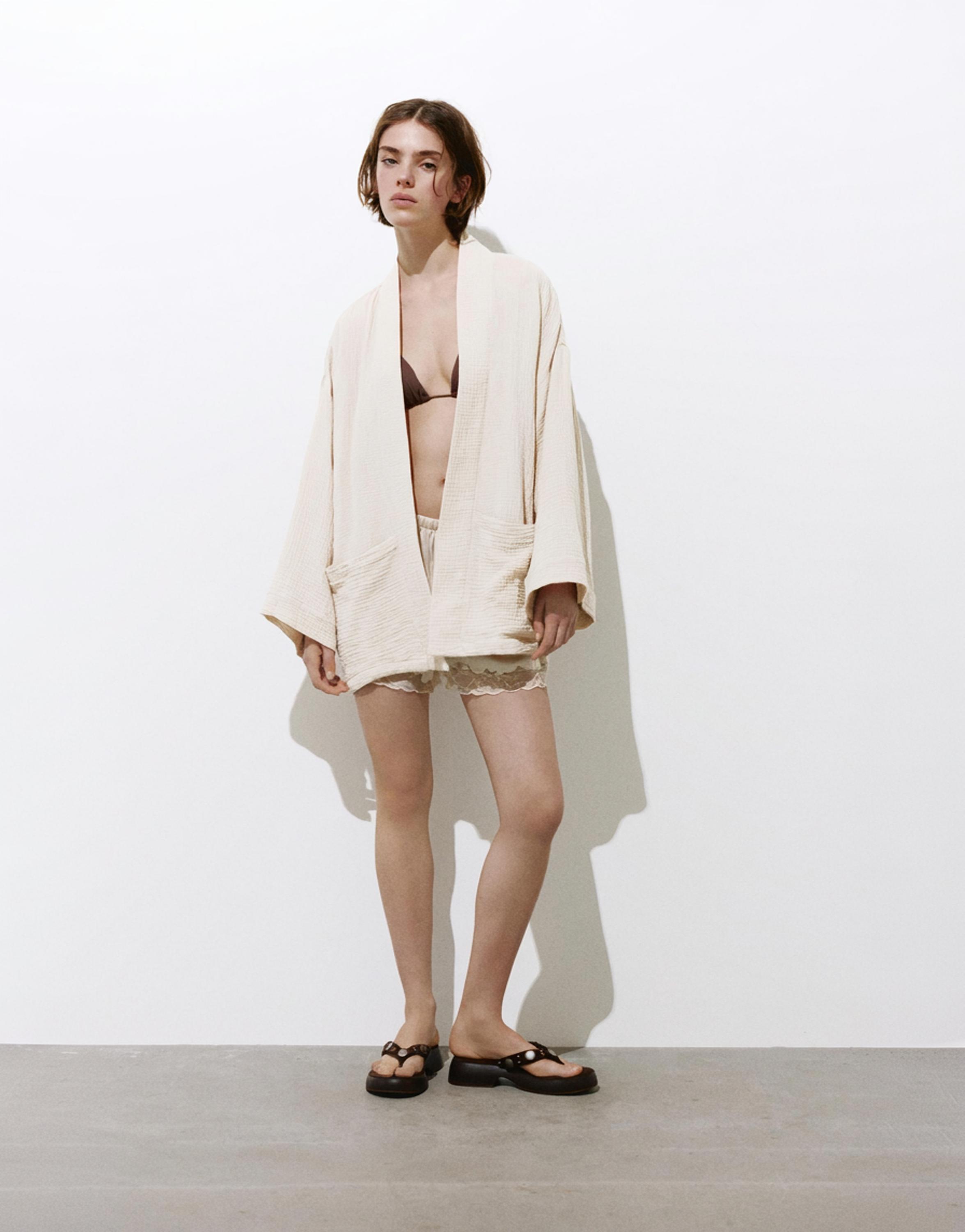 Crepe kimono — Ecru