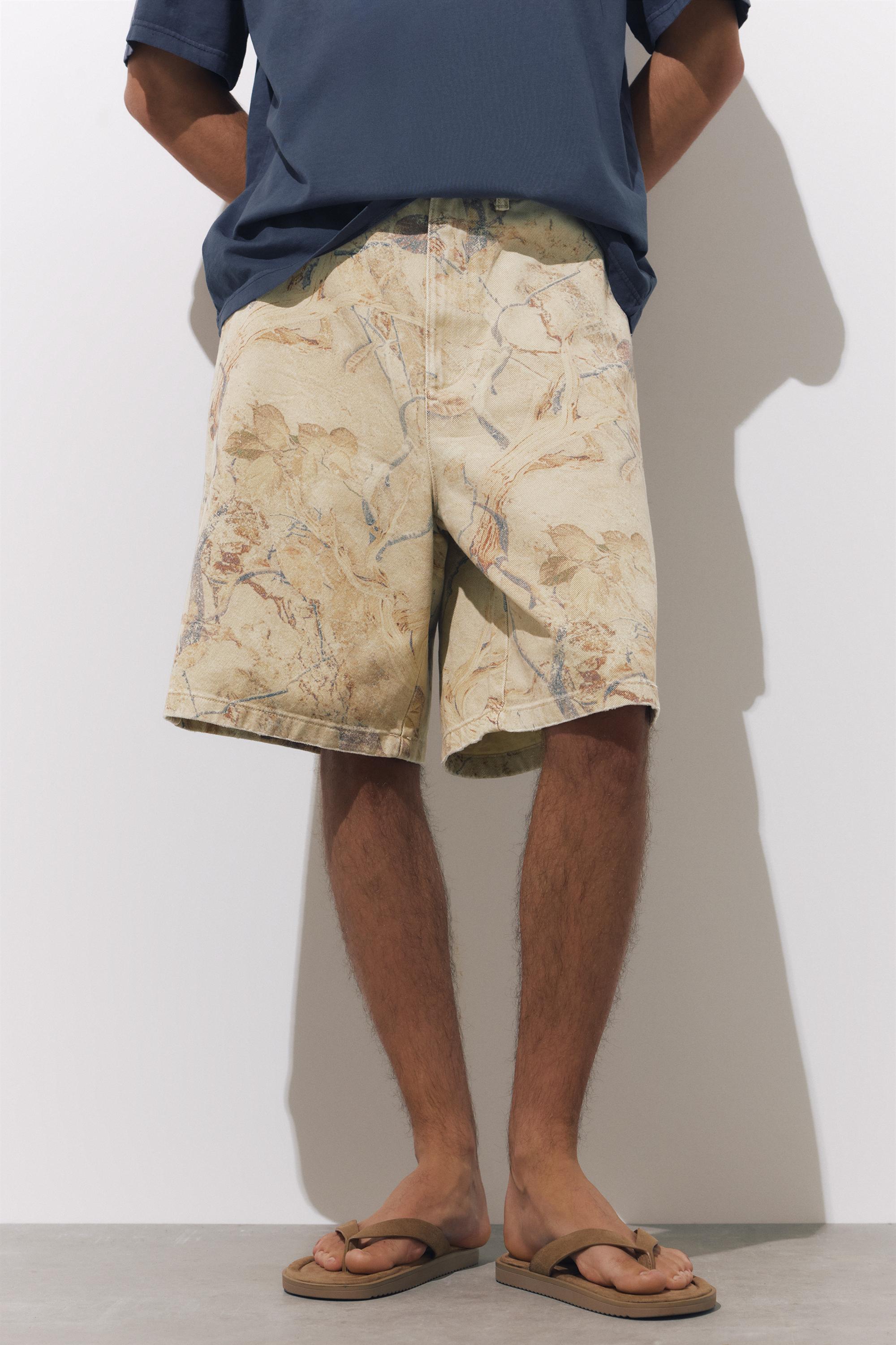 Printed Bermuda shorts — Sand