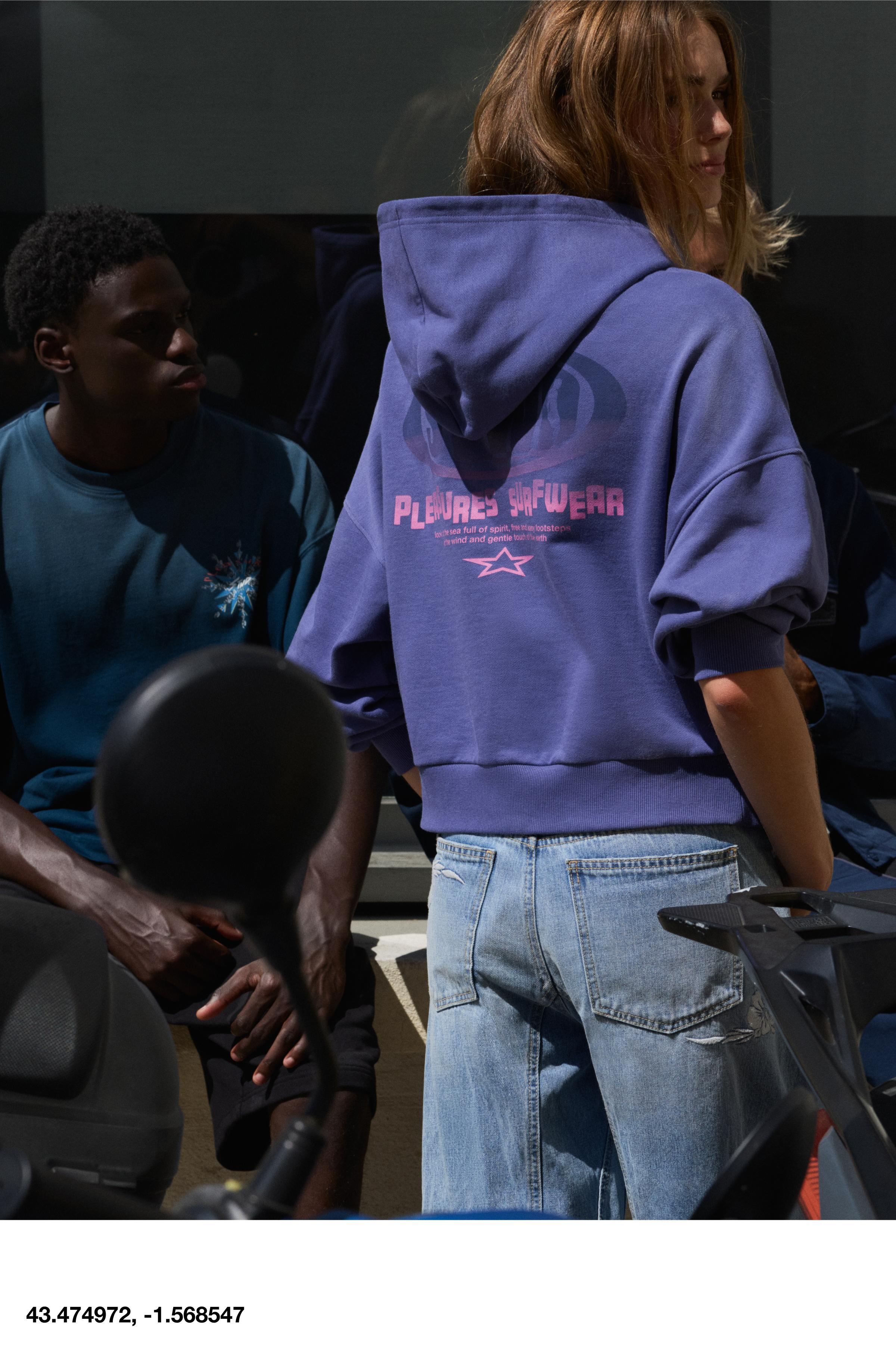 Pleasures x STWD hoodie — Bluish