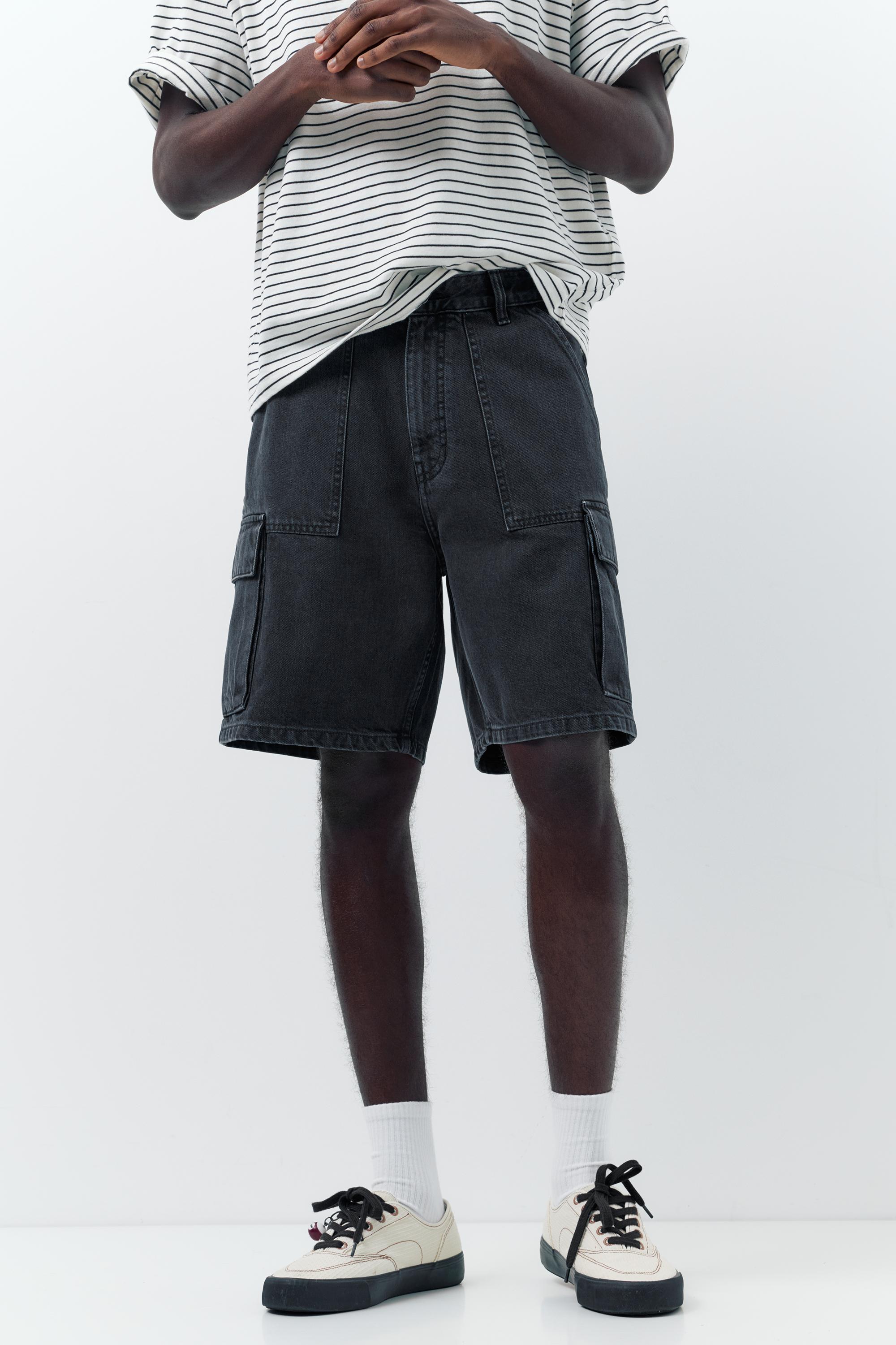 Baggy cargo Bermuda shorts — Faded black