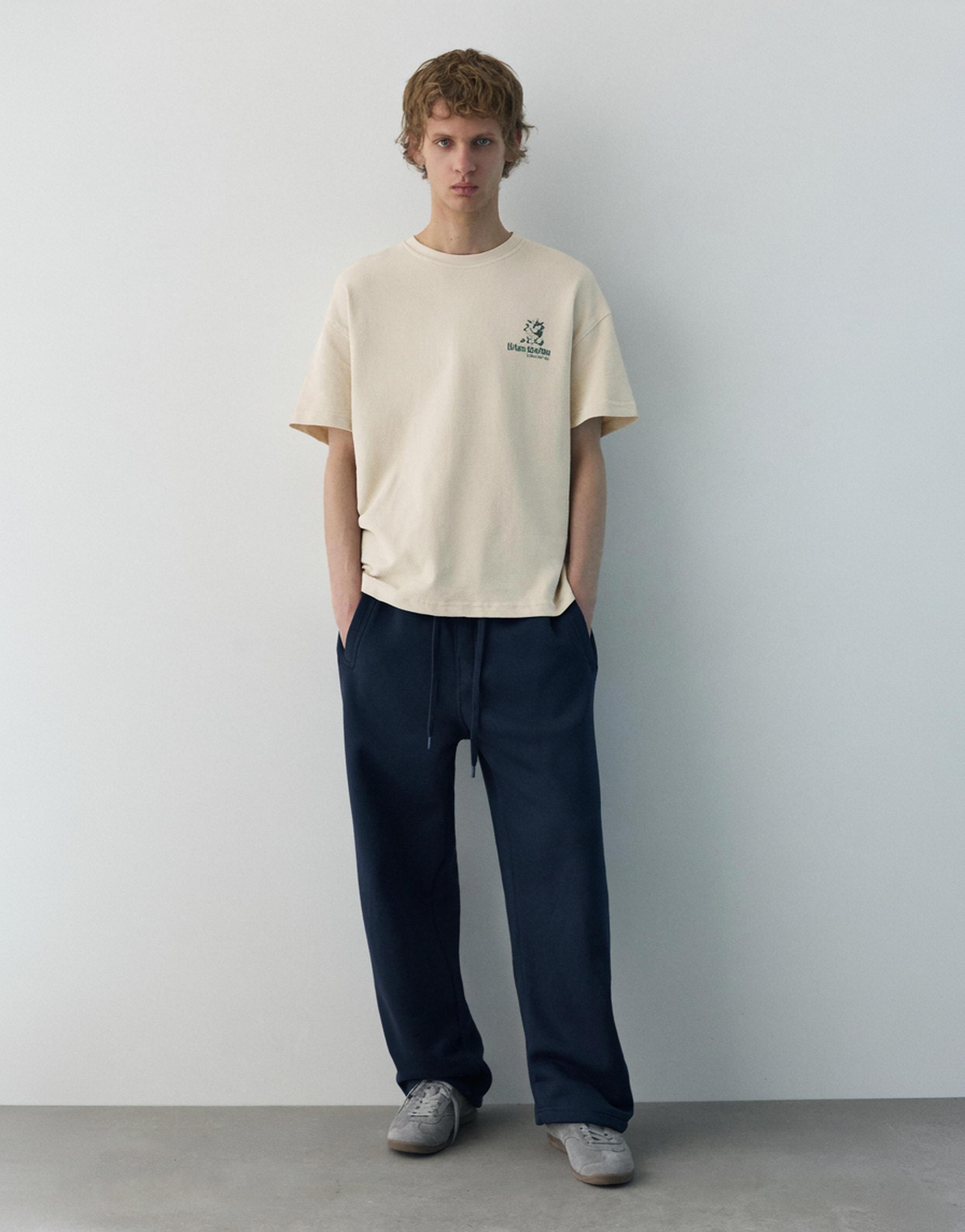 Grafik baskılı dokulu t-shirt - Görsel 11