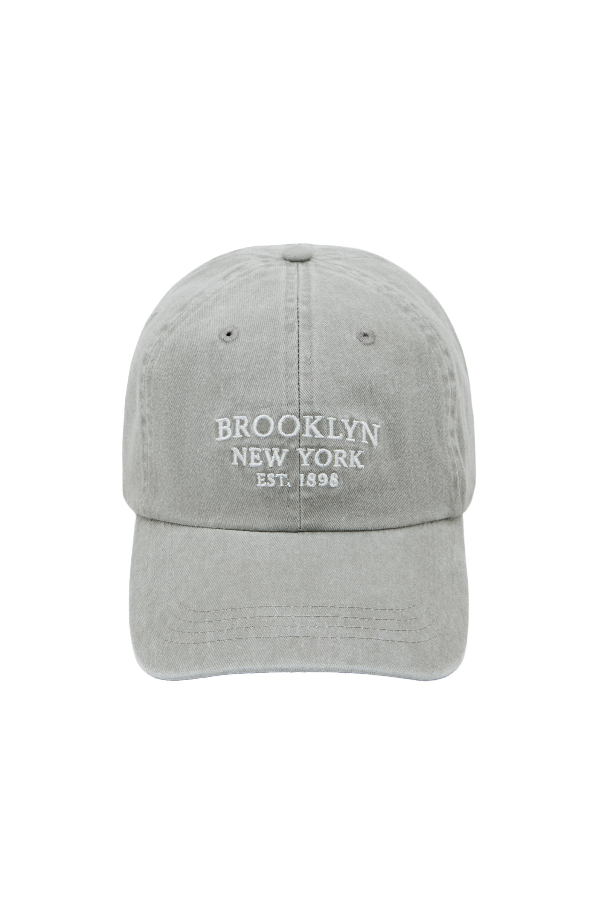 Brooklyn işlemeli şapka