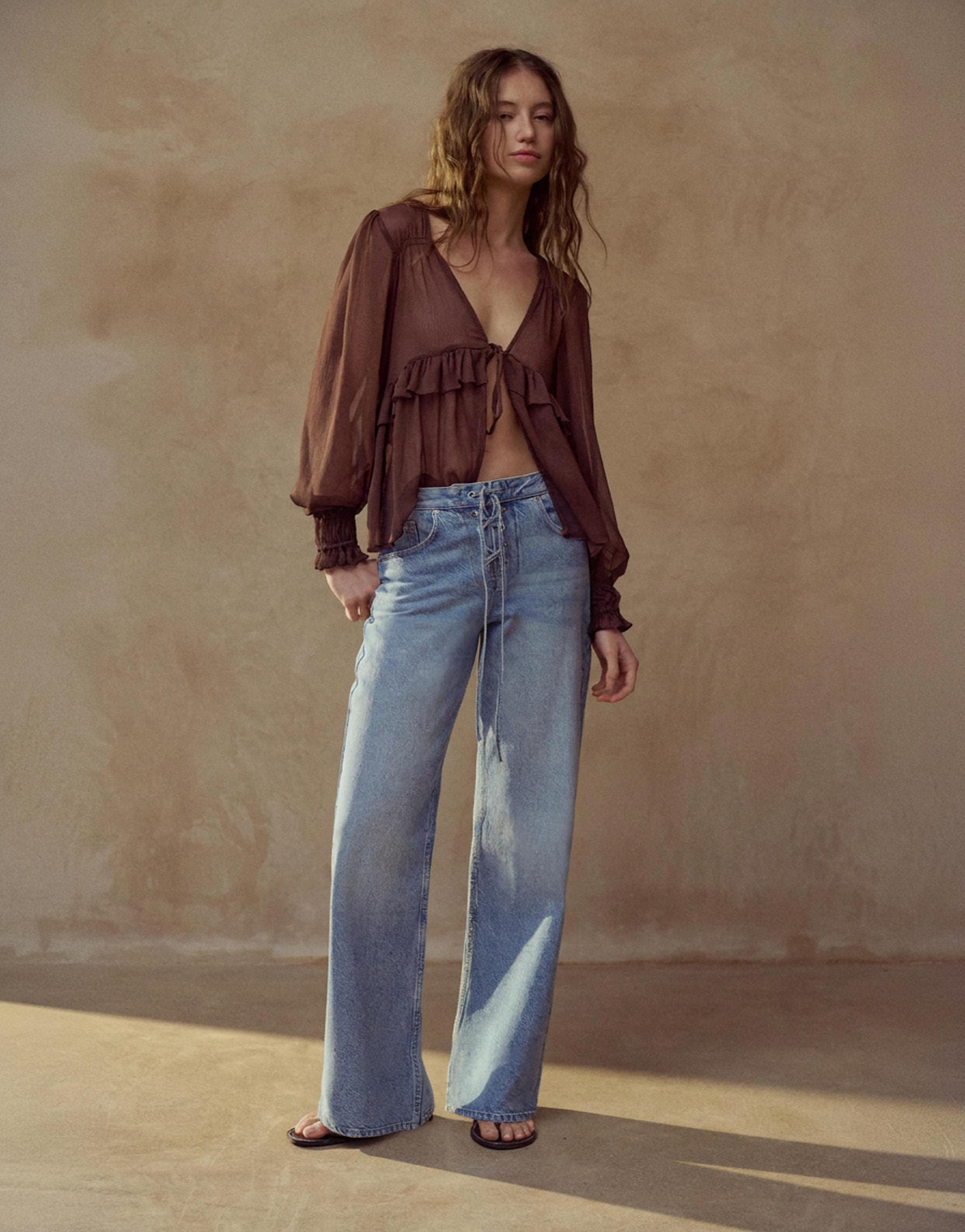 Sheer blouse with ruffle — Brown