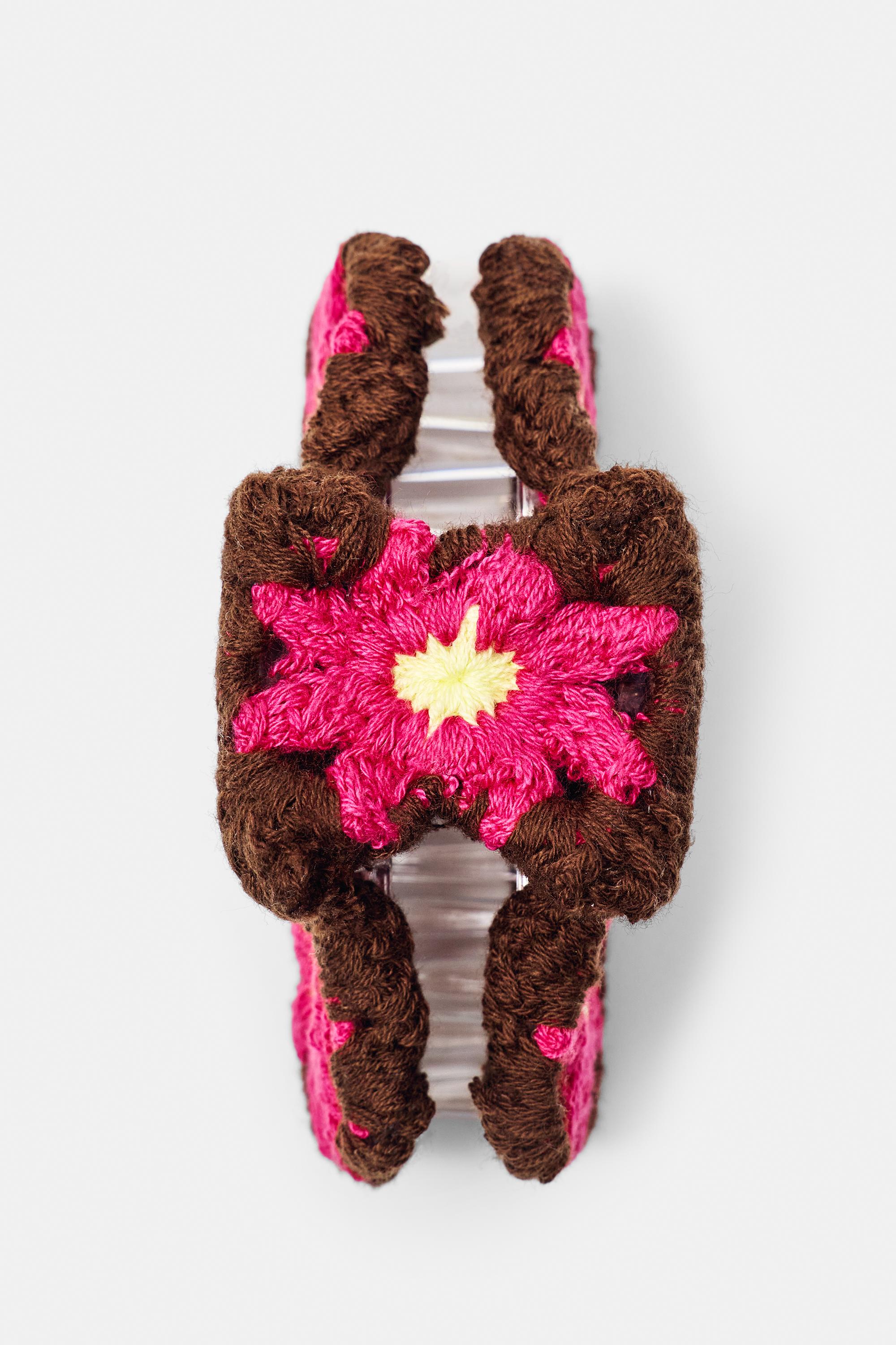 Crochet hair clip — Brown