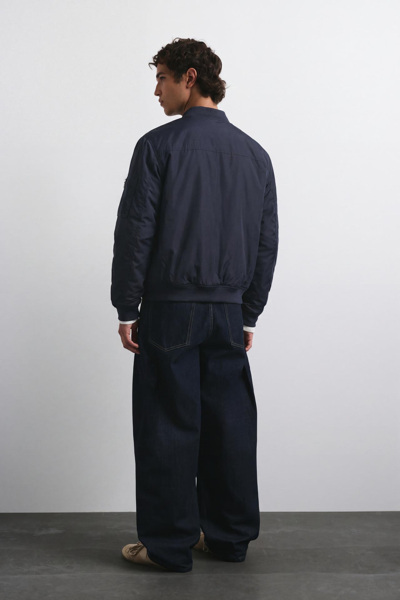 Padded bomber jacket — Dark blue