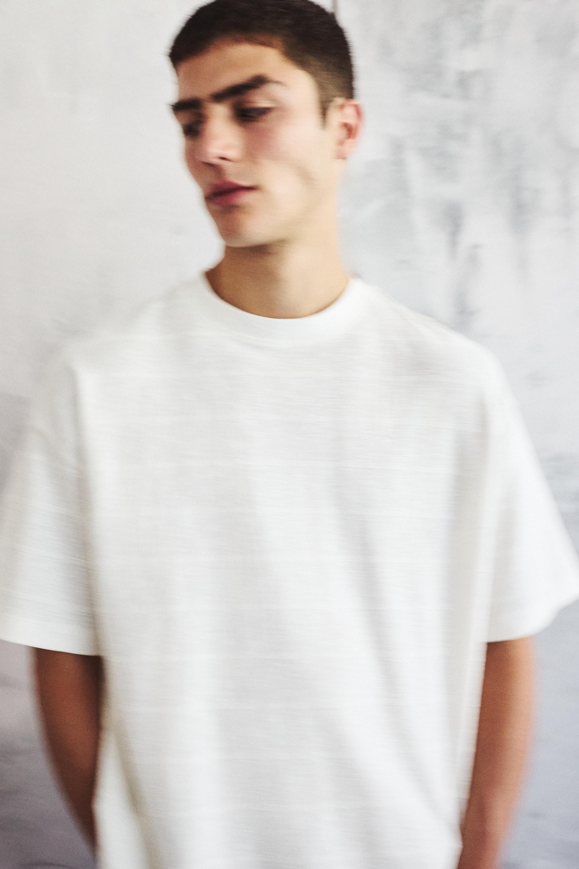 Boxy kesim dokulu t-shirt - Görsel 5