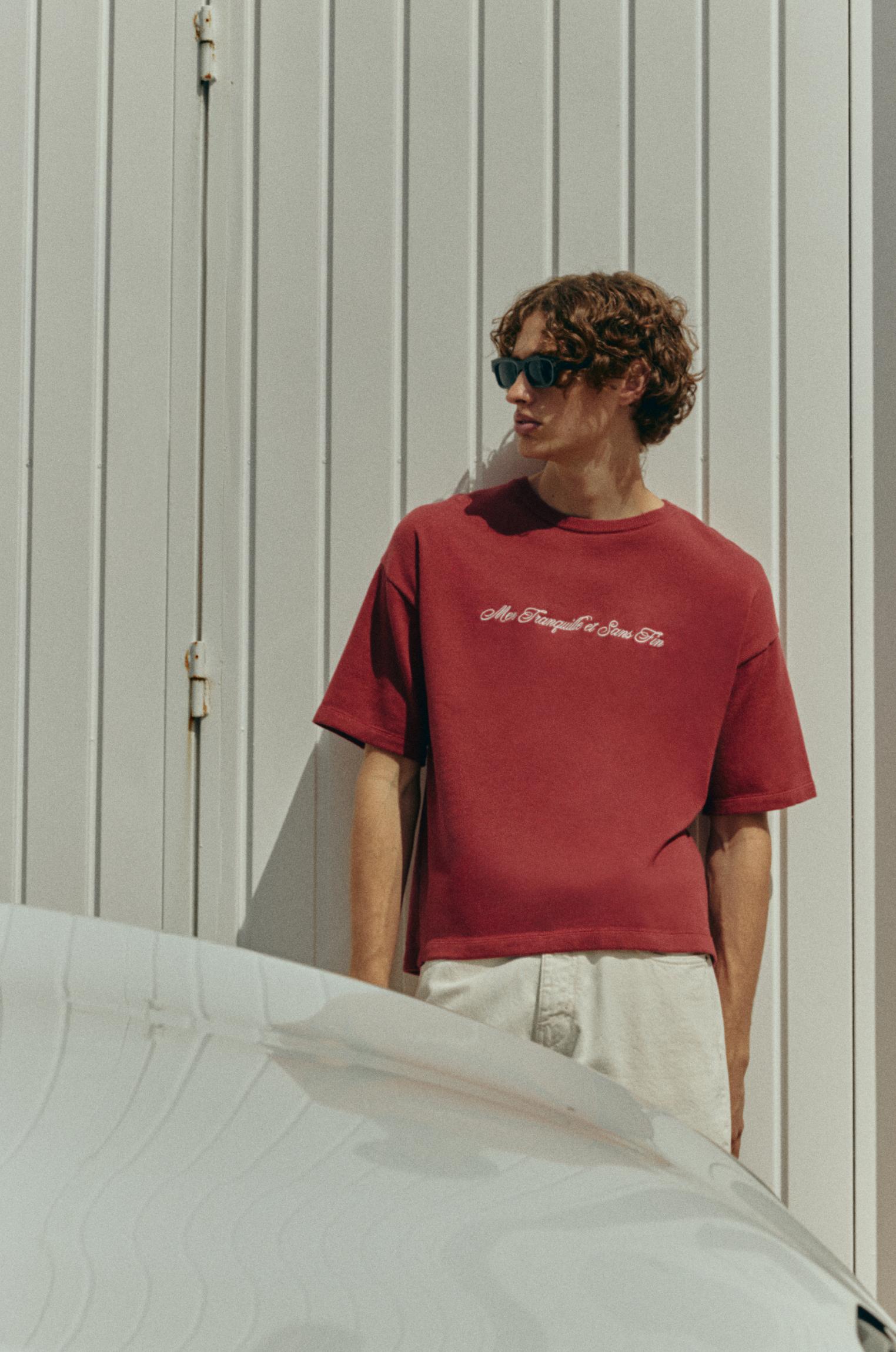 T-Shirt Oversize Bordada