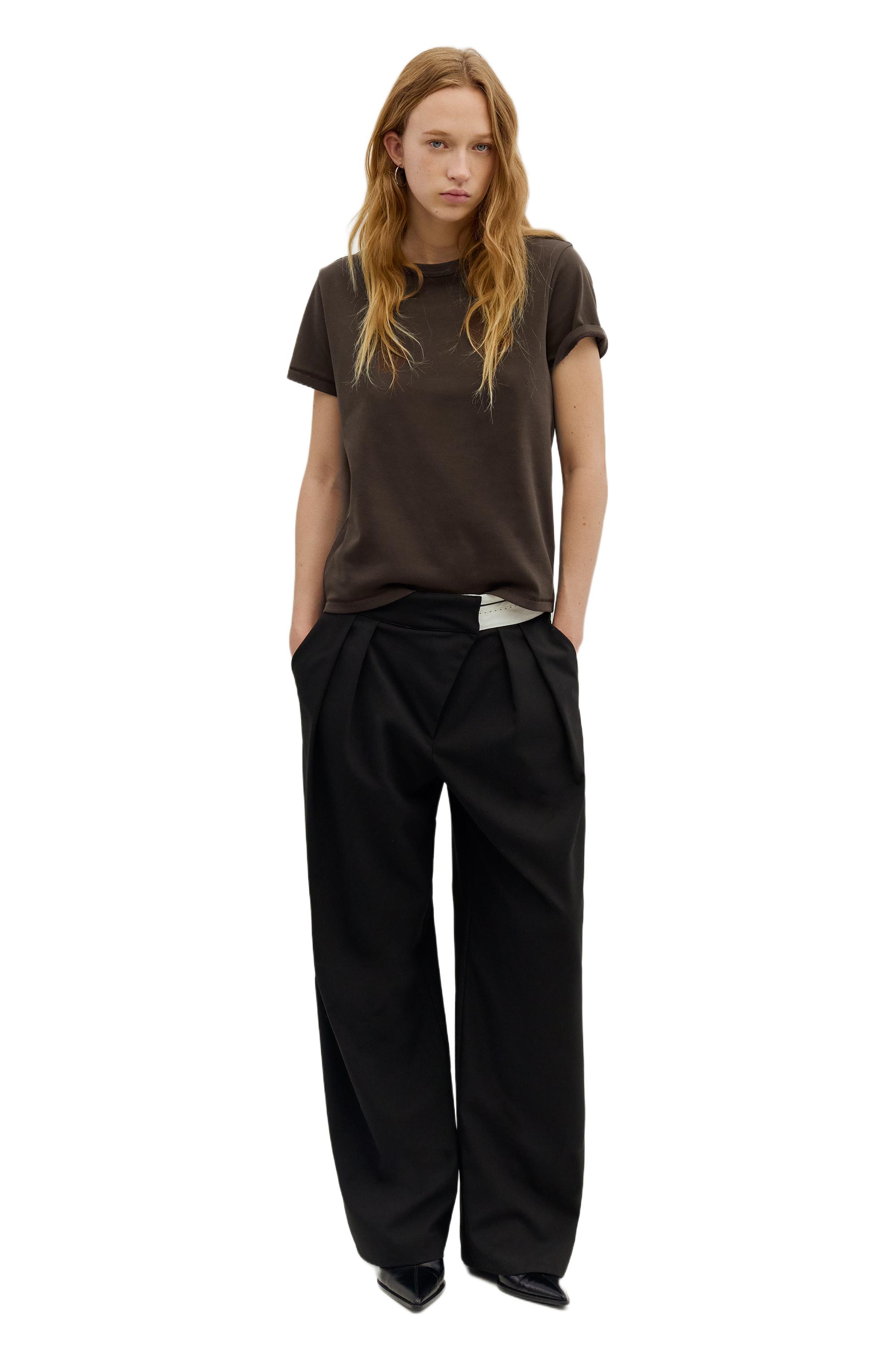 Basic short sleeve T-shirt — Brown