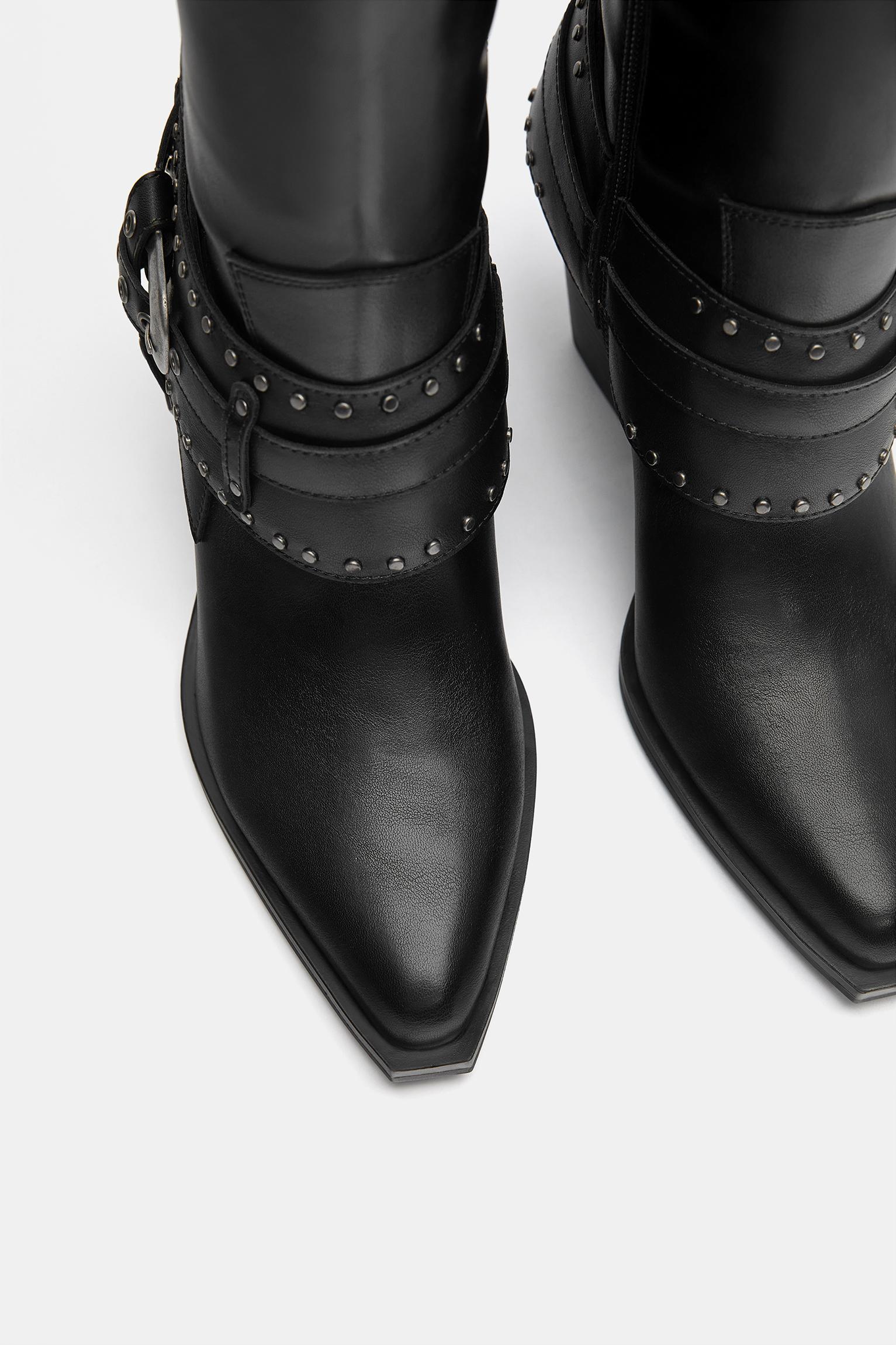 Cowboy buckle boots — Black