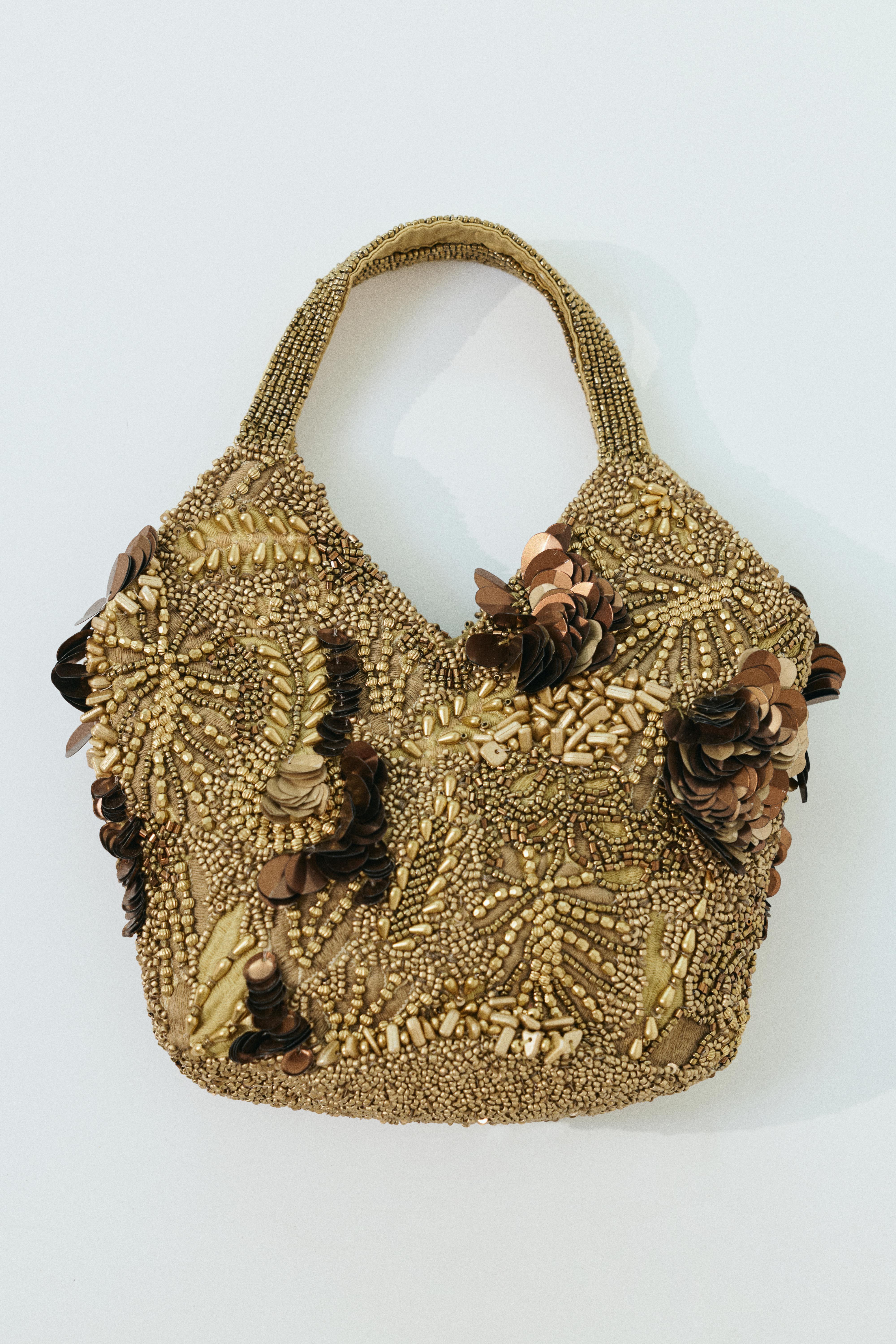 Beaded handbag — Gold