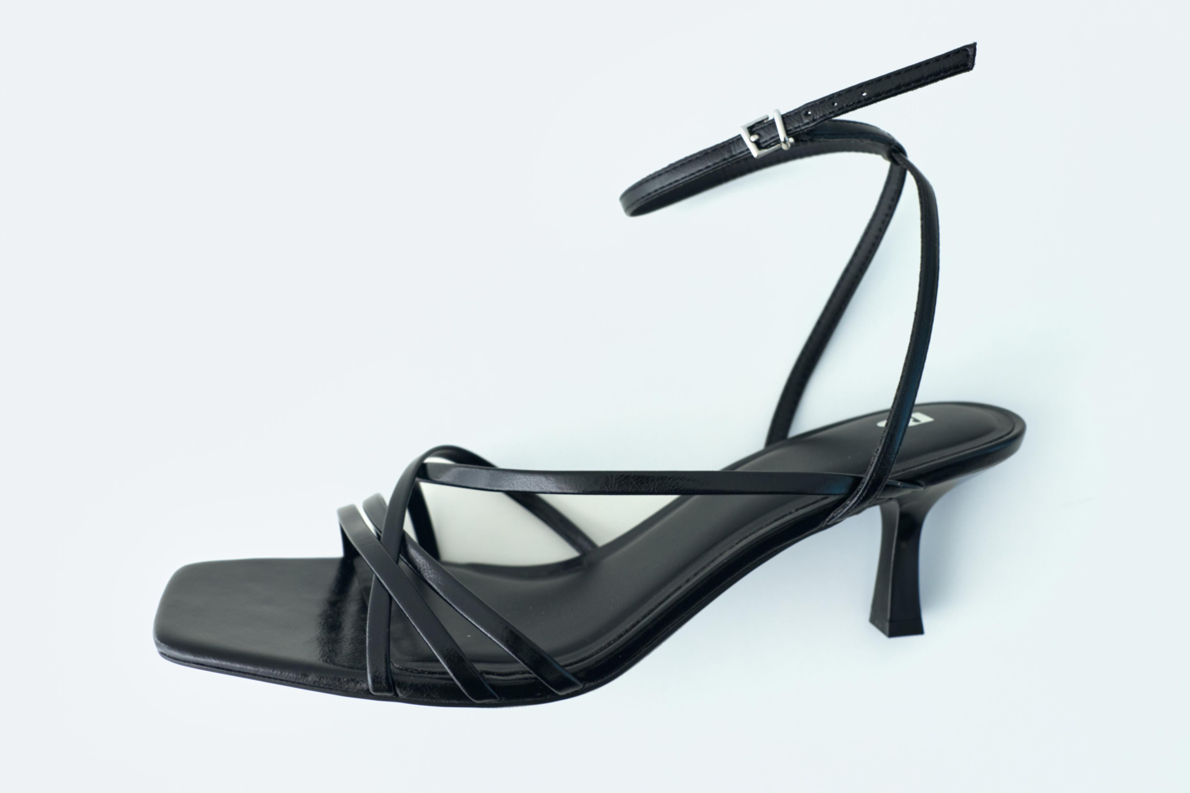 Strappy high-heel sandals — Black