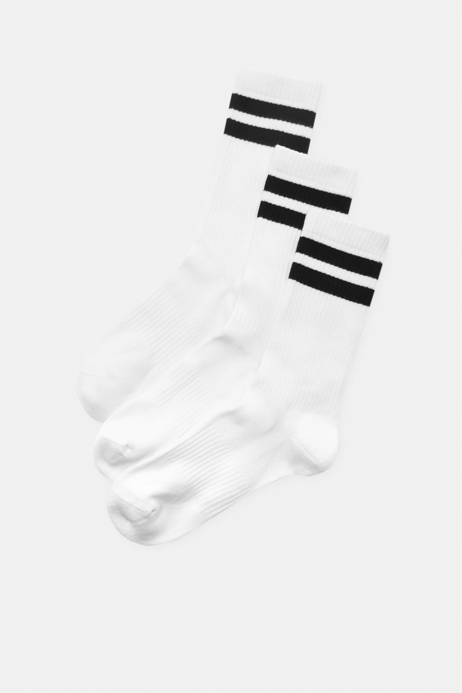 Weiße Sportsocken
