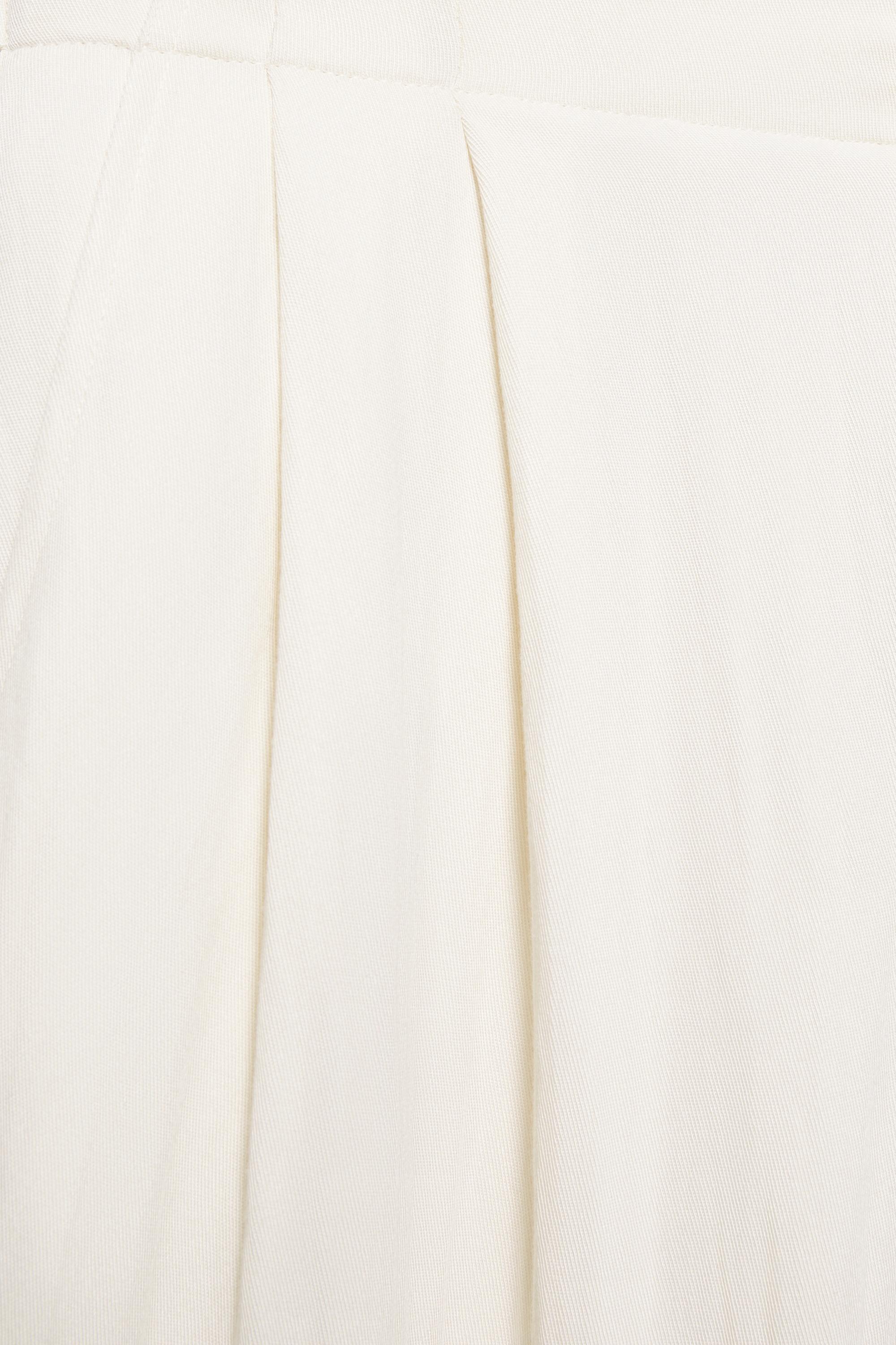 Düğmeli ve fermuarlı, kemer tokalı, önü pensli, elastik belli, tailored fit pantolon. - Görsel 18