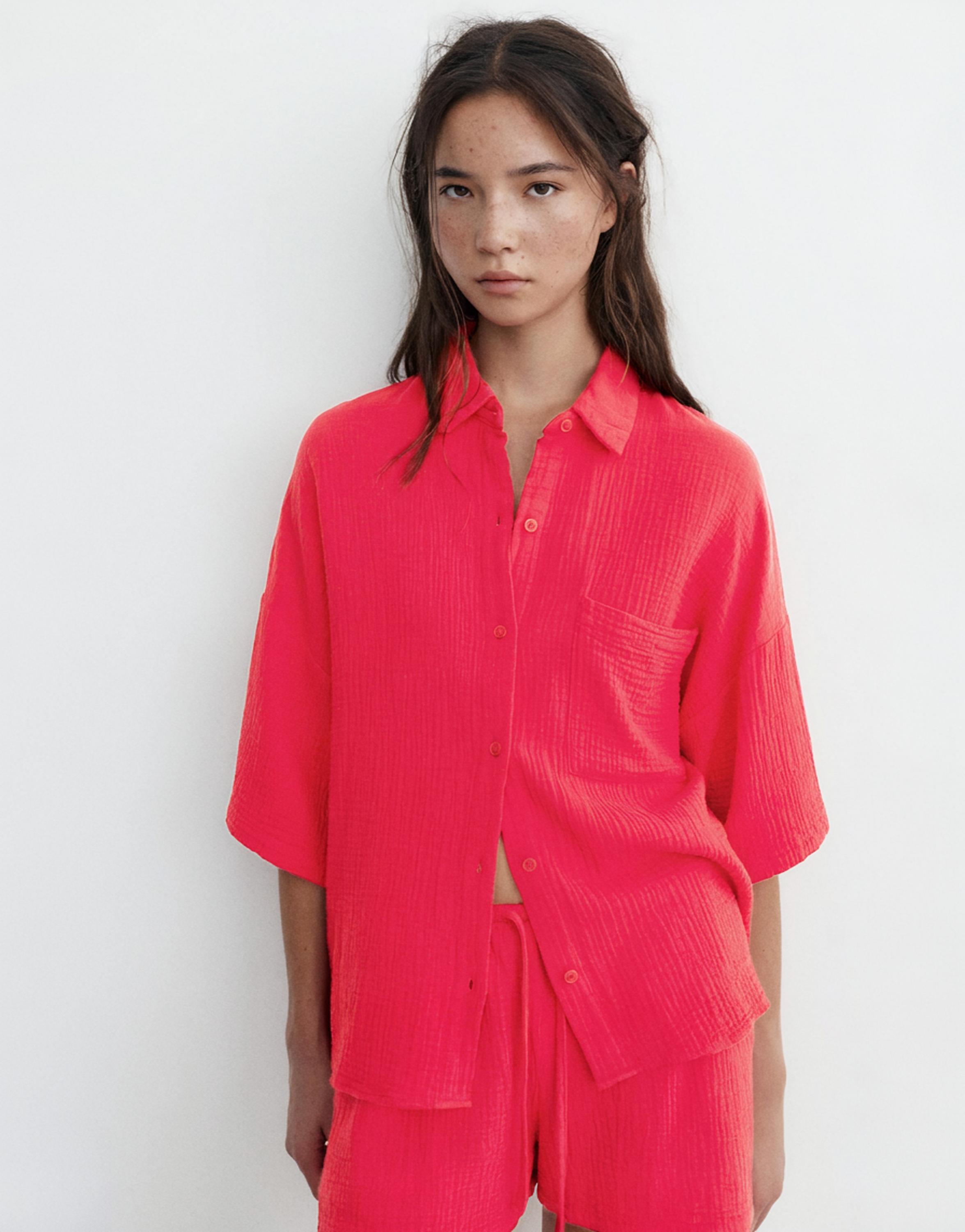 Short sleeve crepe shirt — Red