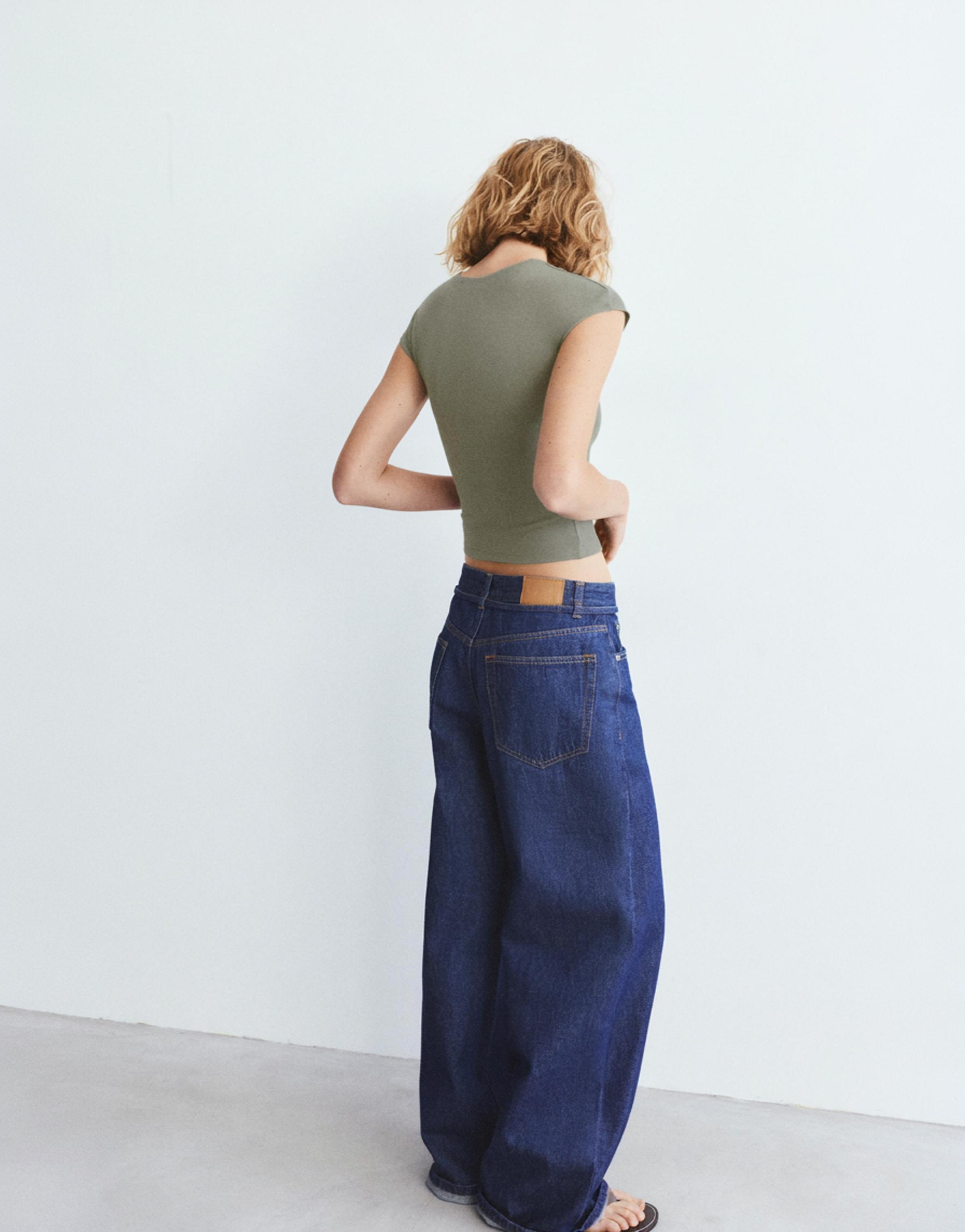 Dar Kesim Kısa Kollu Tişört - Görsel 106