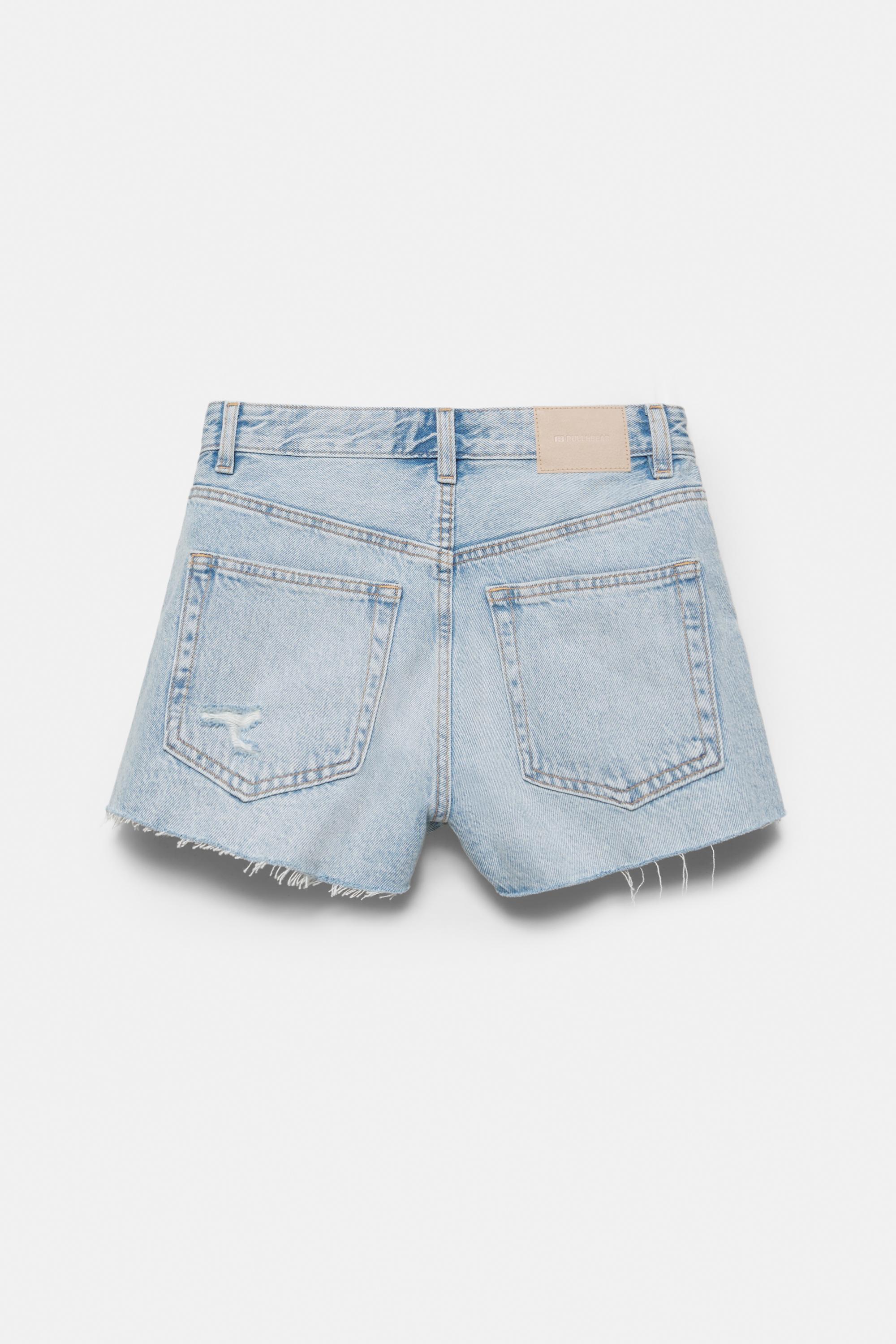 Mom fit ripped denim shorts — Pale blue