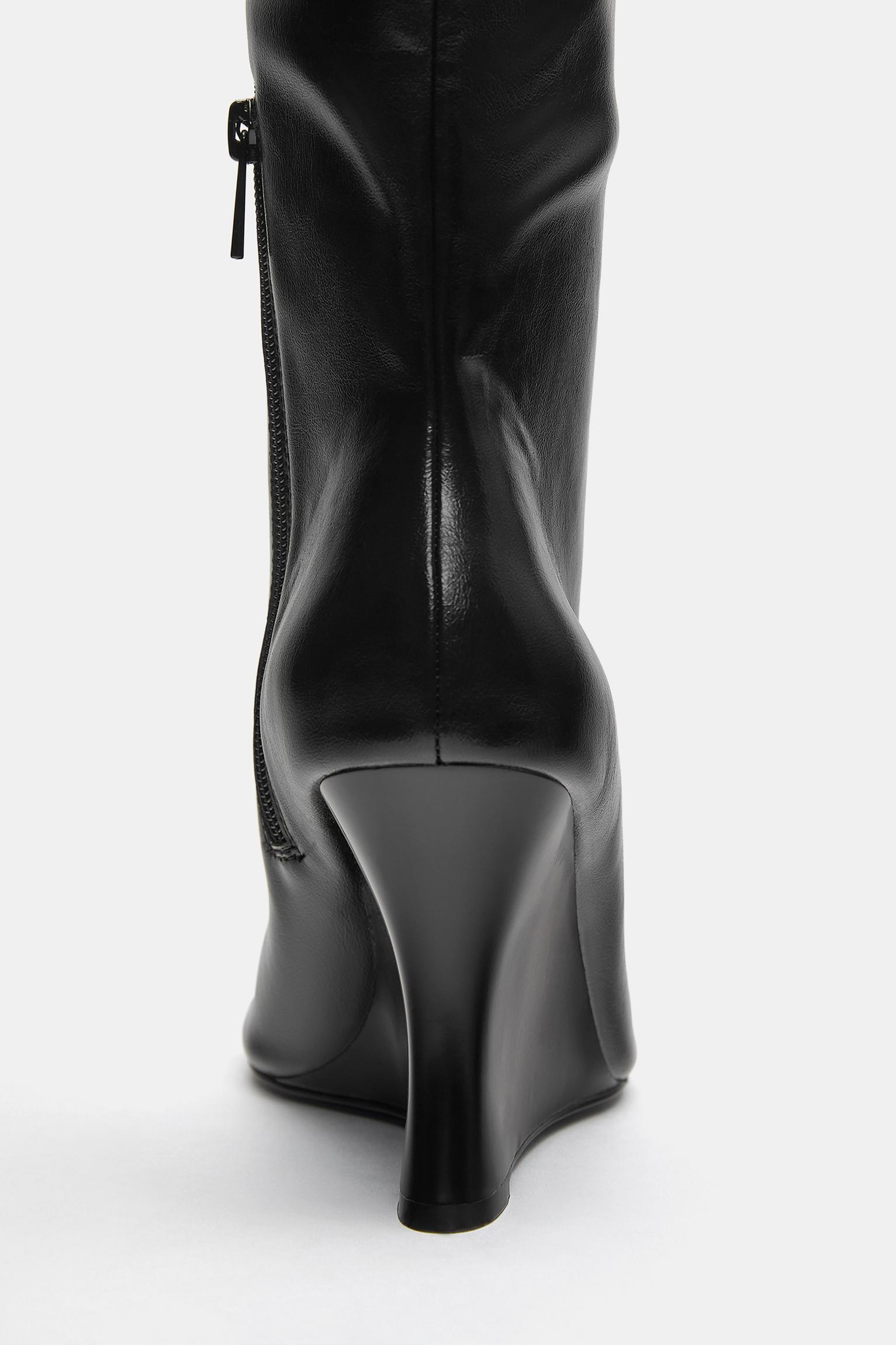 High wedge boots — Black
