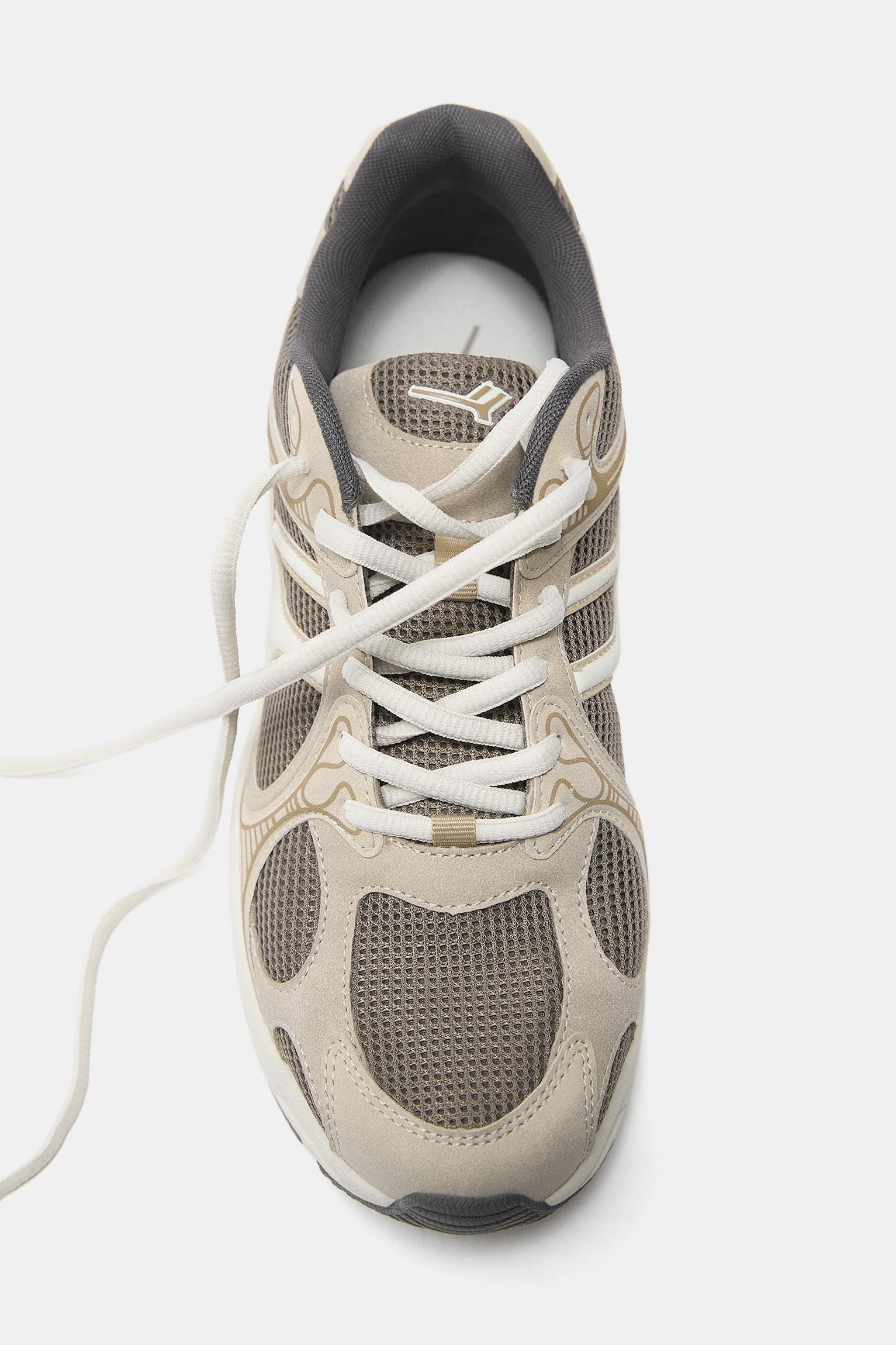 Multi-piece trainers — Brown