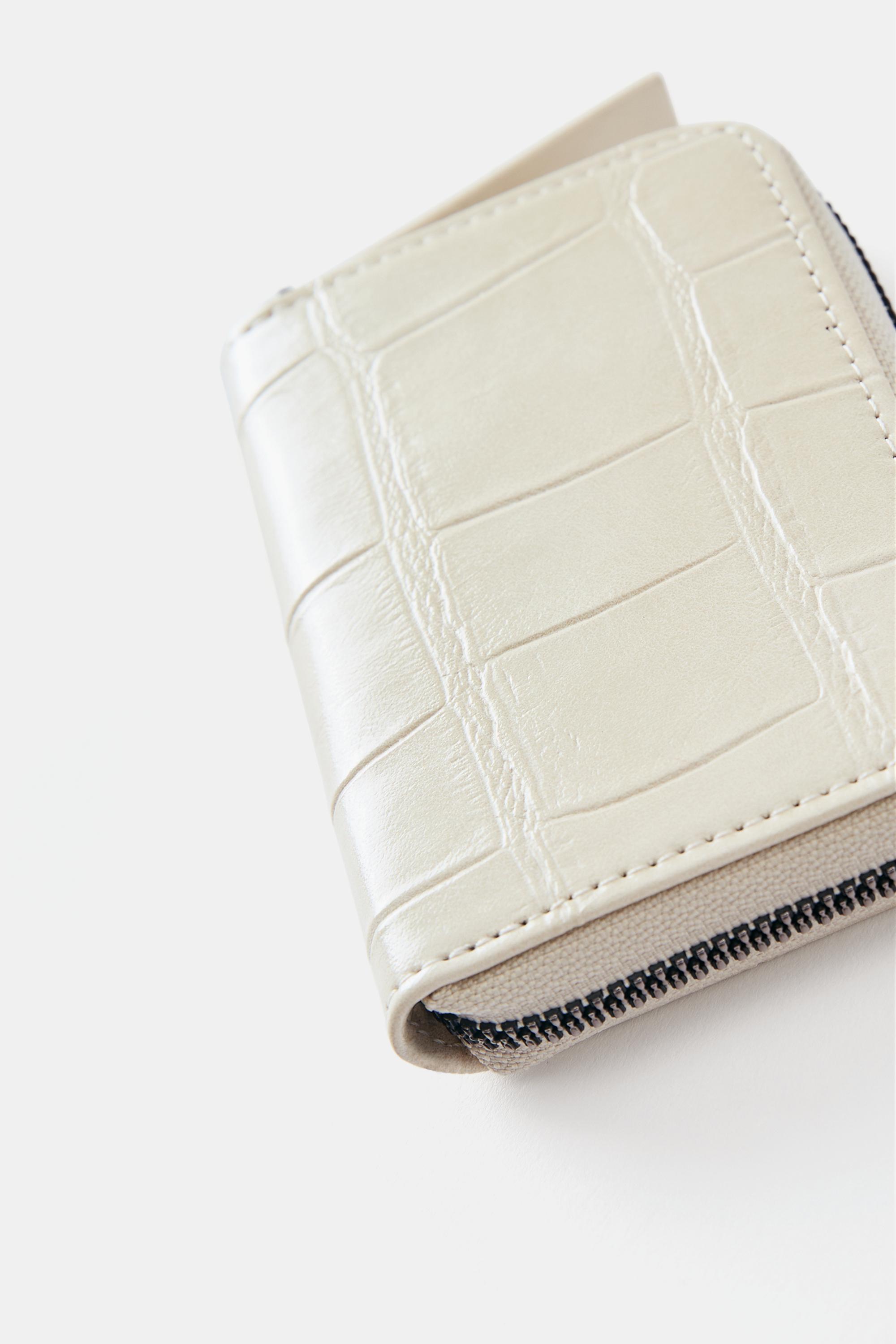 Textured purse — Ecru