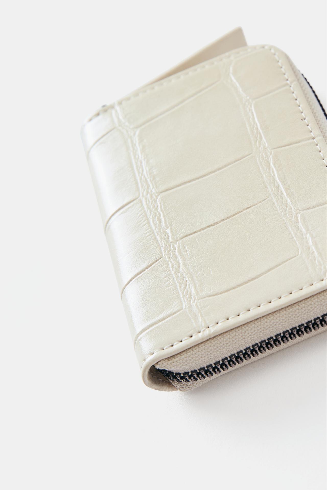 Textured purse — Ecru