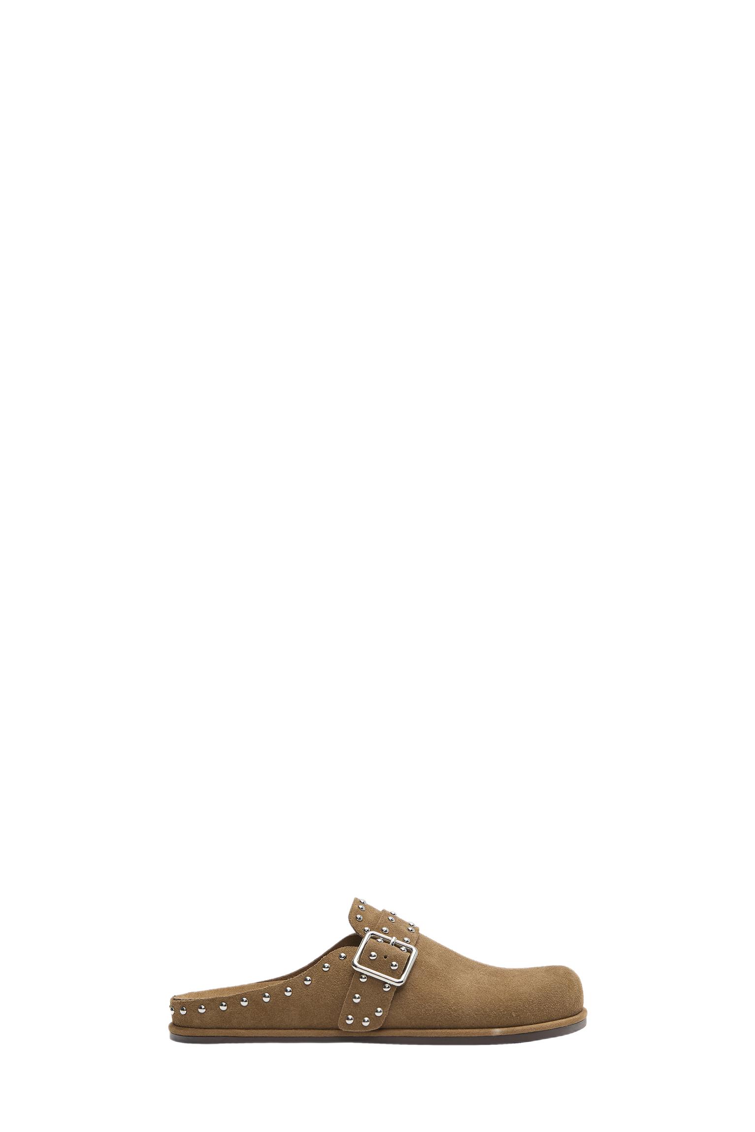 Leather studded clogs — Sand