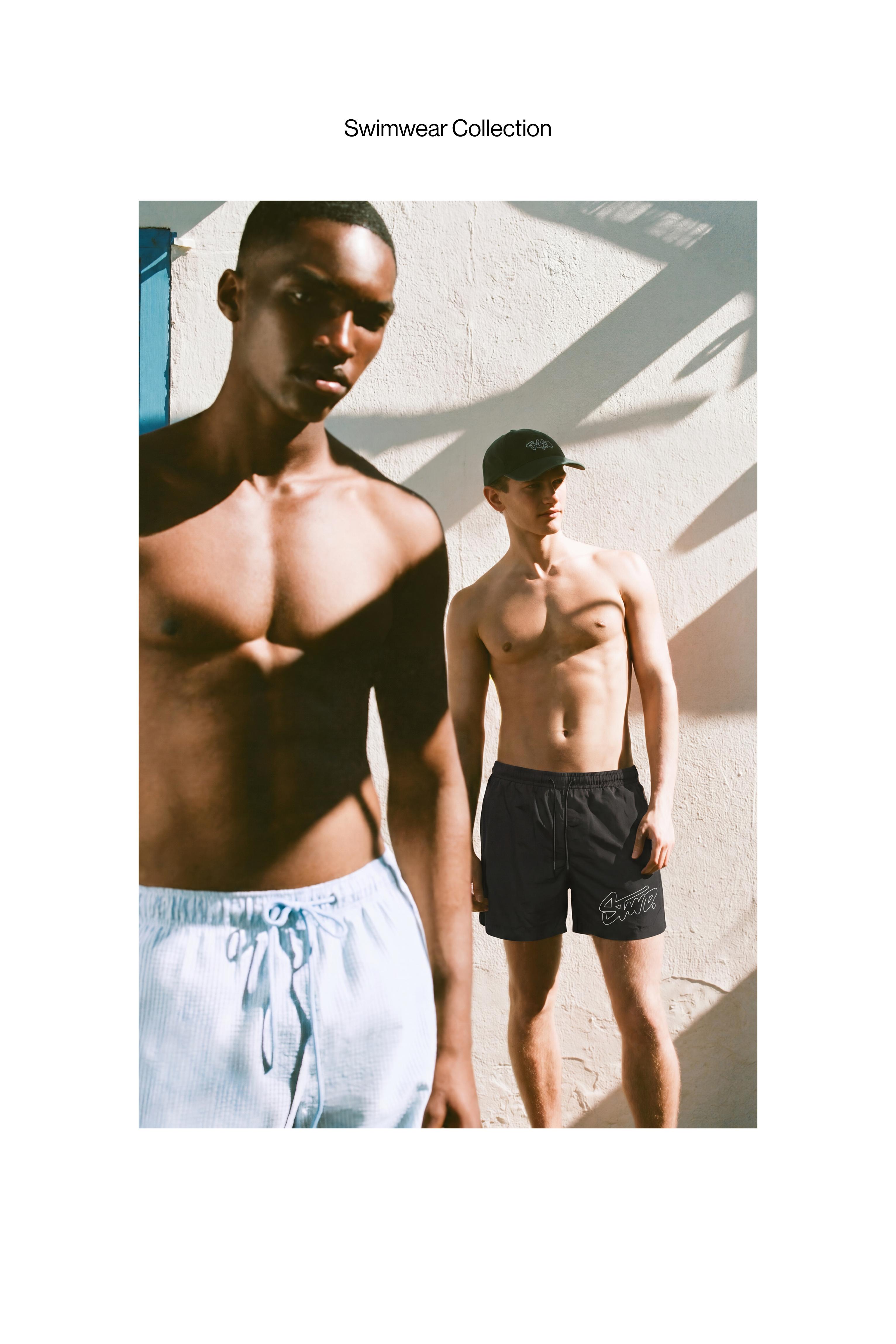 STWD board shorts — Black