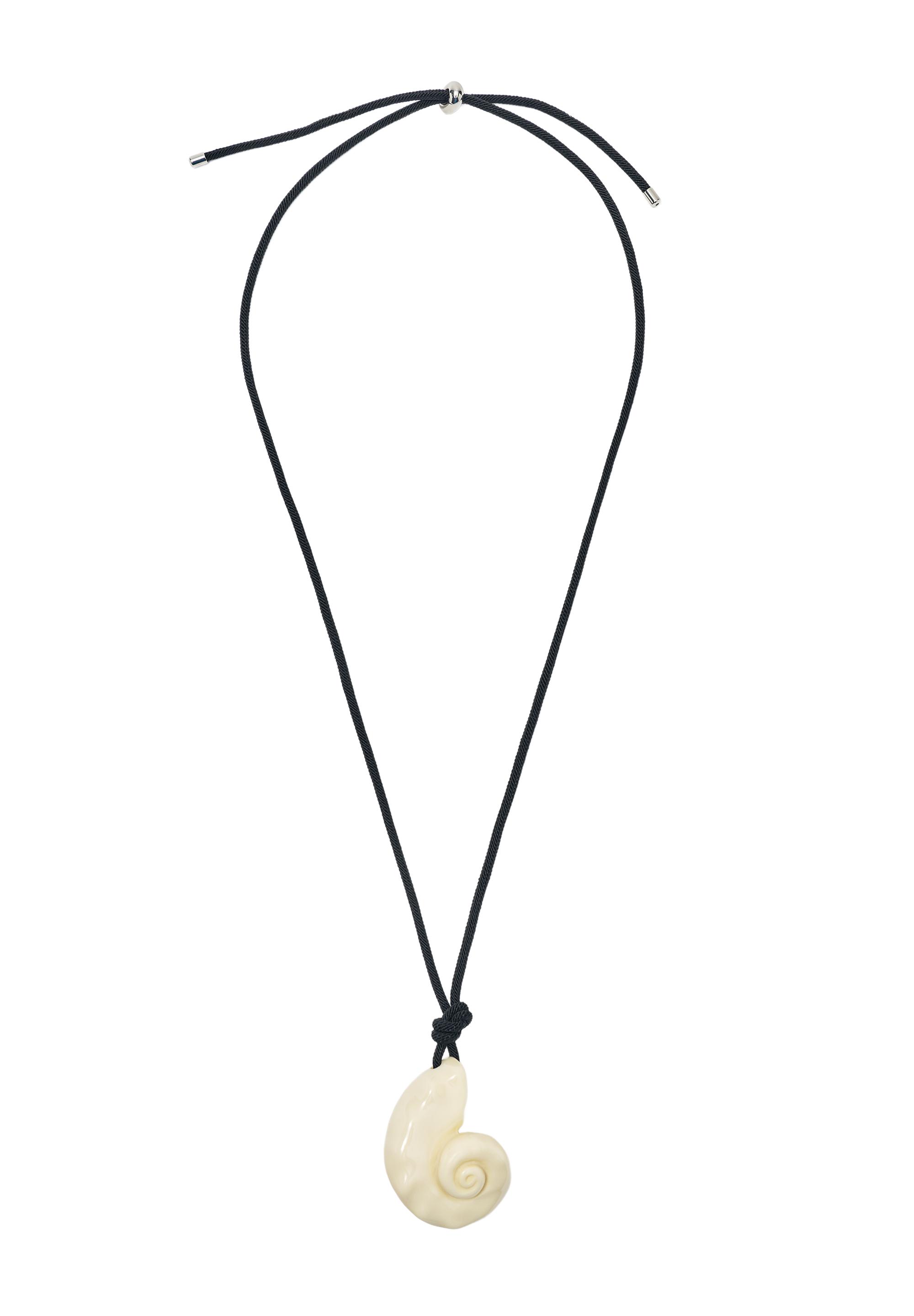 Resin seashell necklace — Ice