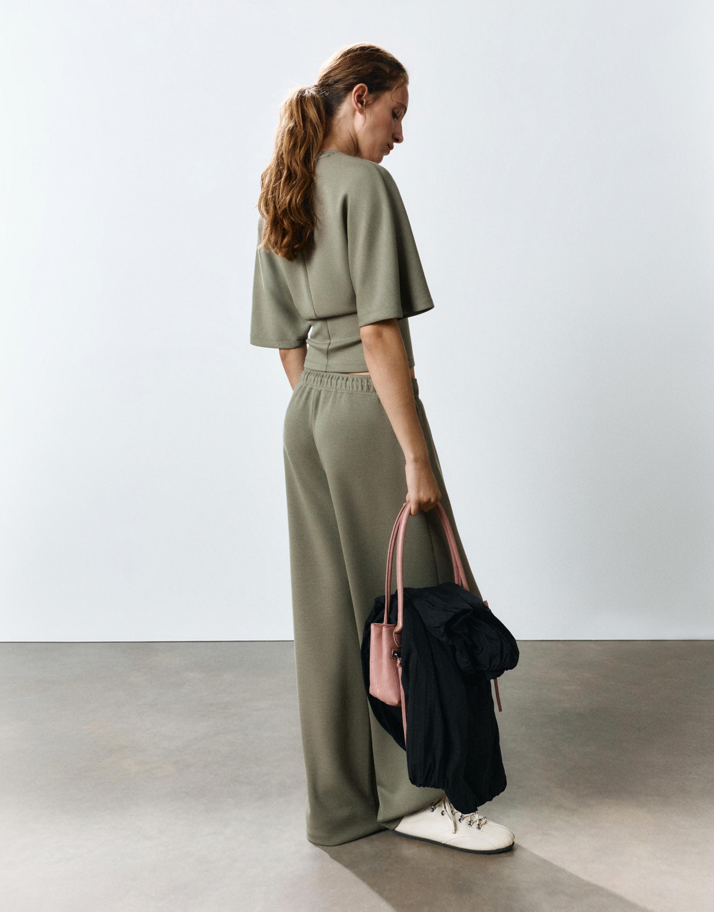 Modal batwing sleeve T-shirt — Khaki